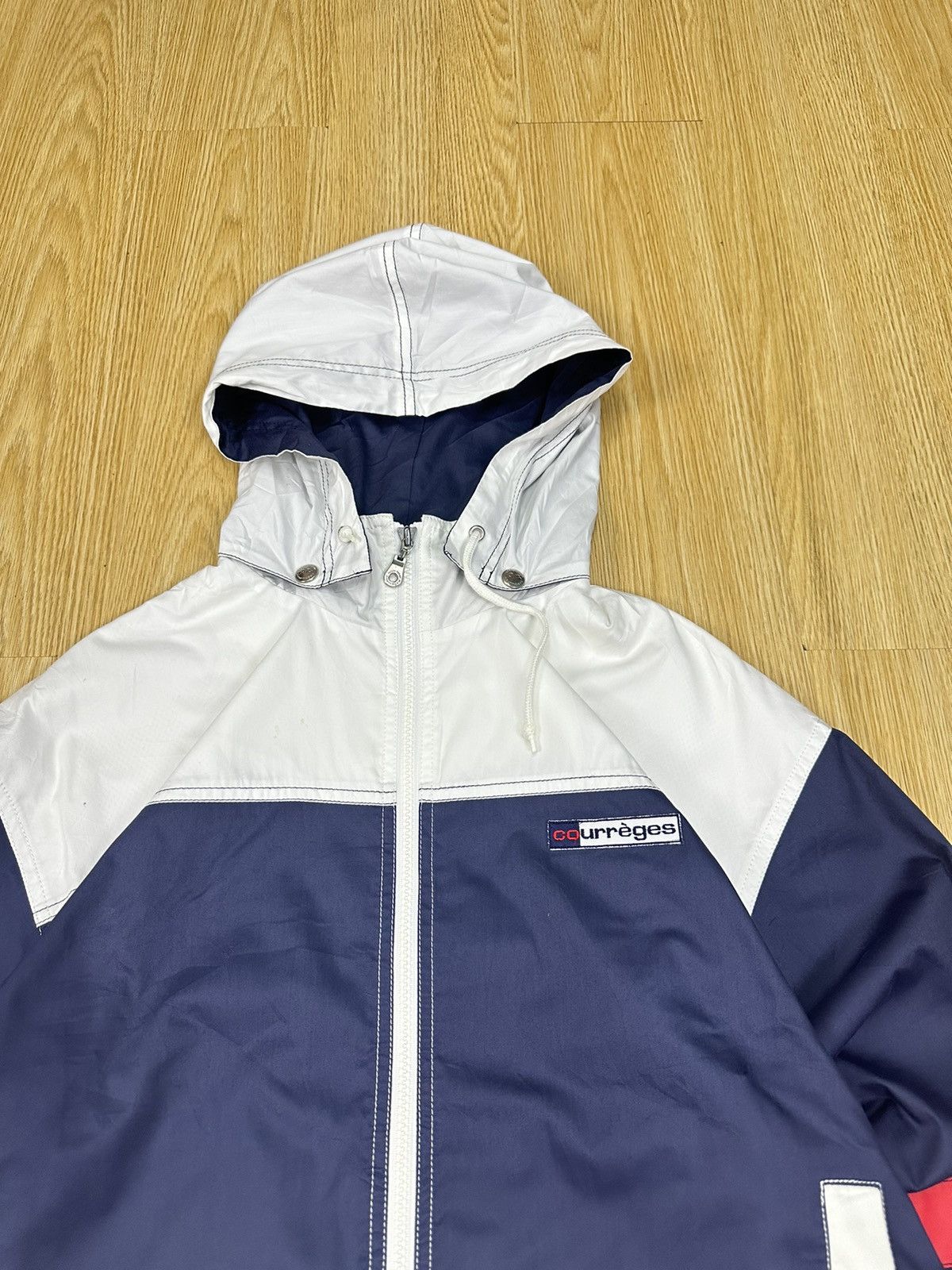 Courreges Courreges Nylon Windbreaker Vintage Jacket Z207 Size US L / EU 52-54 / 3 - 3 Thumbnail