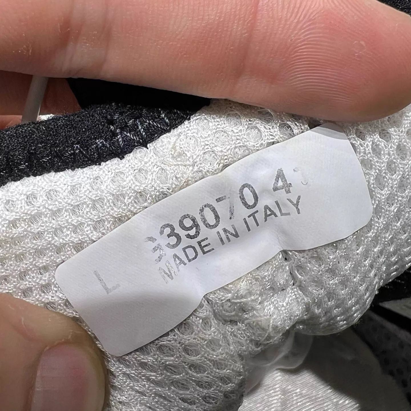 Chanel Chanel Air Sneakers Black & White 41 Size US 8 / EU 41 - 8 Thumbnail