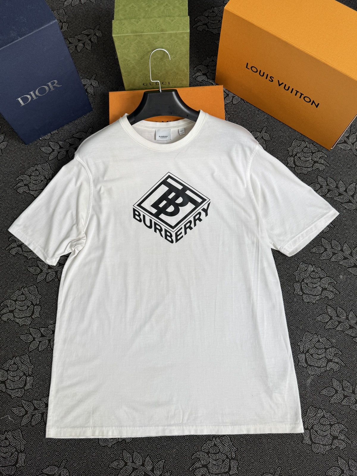 Burberry BURBERRY T SHIRT Size US M / EU 48-50 / 2 - 1 Thumbnail