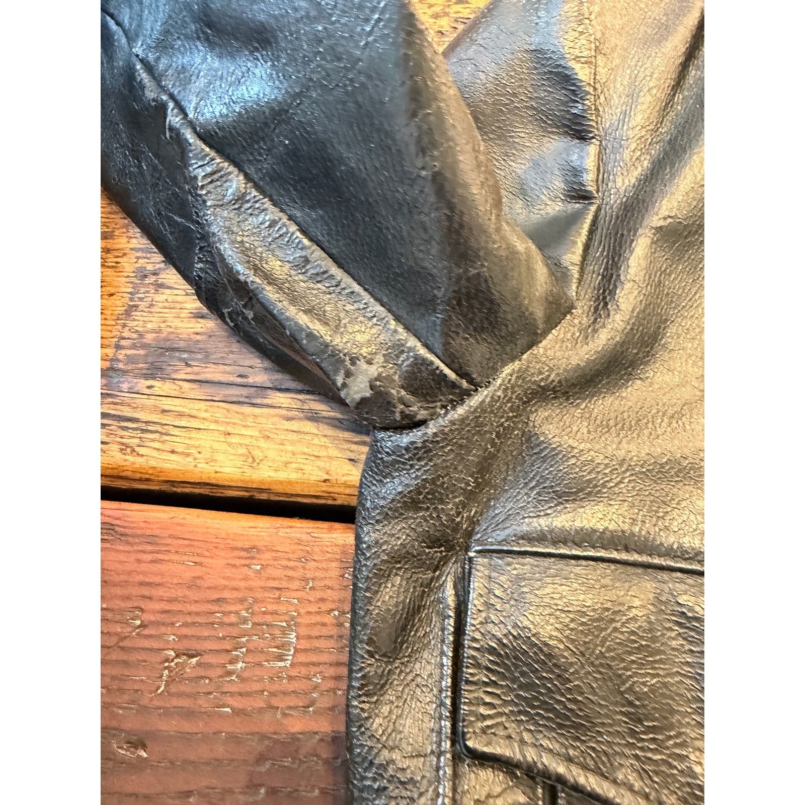 Vintage Vintage Black Leather Flight Jacket Size US M / EU 48-50 / 2 - 8 Thumbnail