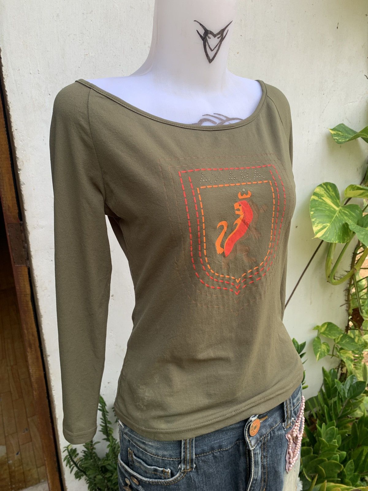 Seditionaries y2k Axara Paris Military Green Royal Lion Logo Graphic Top Size M / US 6-8 / IT 42-44 - 2 Thumbnail