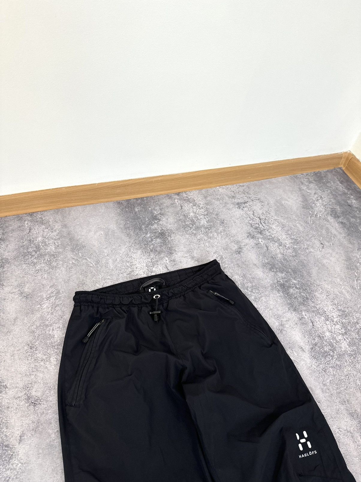 Haglofs Vintage Haglofs Gorpcore Windstopper Shell Hiking Aero Pants Size US 32 / EU 48 - 10 Thumbnail