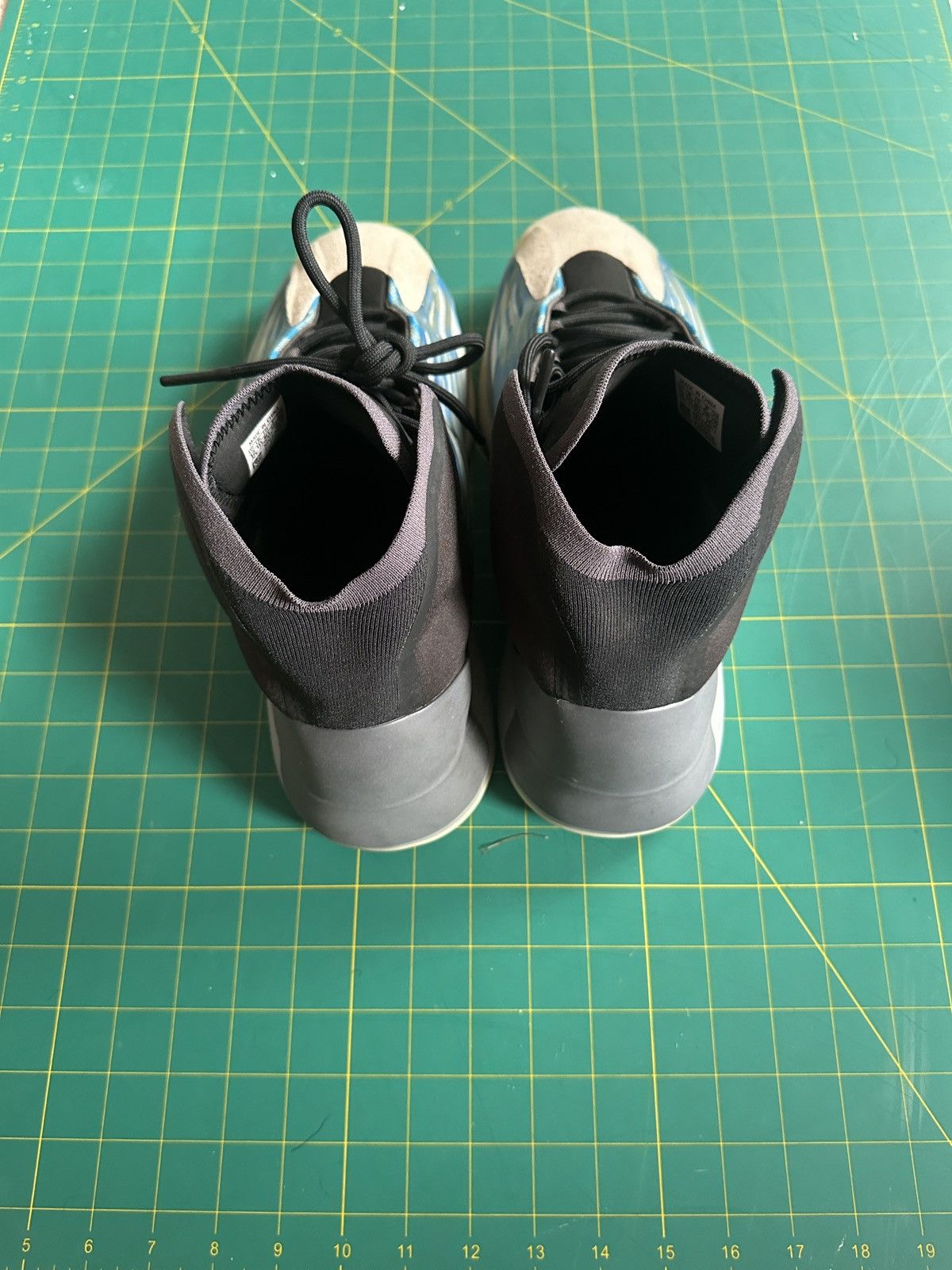 Adidas YZY BSKTBL Size US 12 / EU 45 - 5 Thumbnail