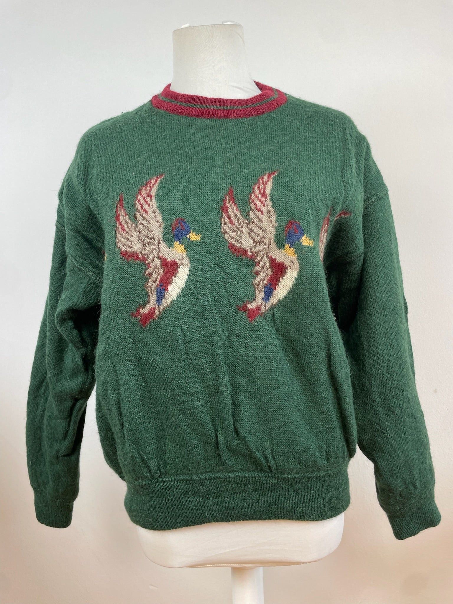 Salvatore Ferragamo Vintage Duck Sweater Wool M Green Size M / US 6-8 / IT 42-44 - 1 Thumbnail