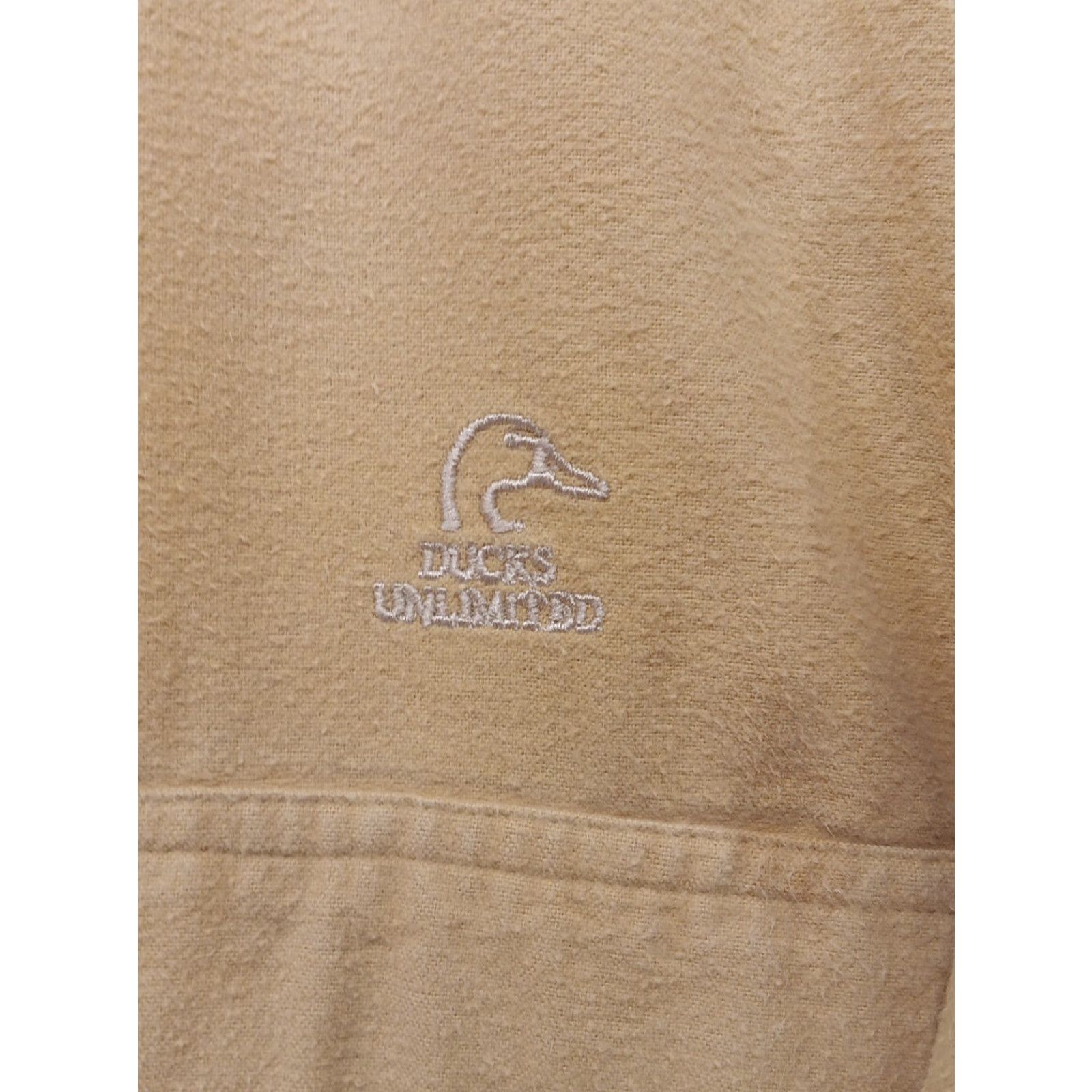 Vintage VINTAGE Woolrich Ducks Unlimited Shirt Mens M Brown Tan Long Sleeve Heavyweight Flannel Button-Up Collared Pockets outdoor Size US M / EU 48-50 / 2 - 3 Thumbnail