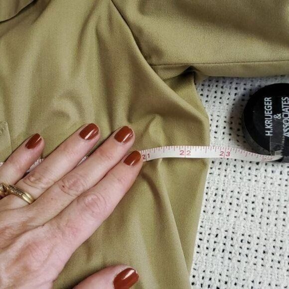 Vintage Woolrich Vintage Heavy Lined Tan Winter Sz L-40 Long Button Size US L / EU 52-54 / 3 - 9 Thumbnail