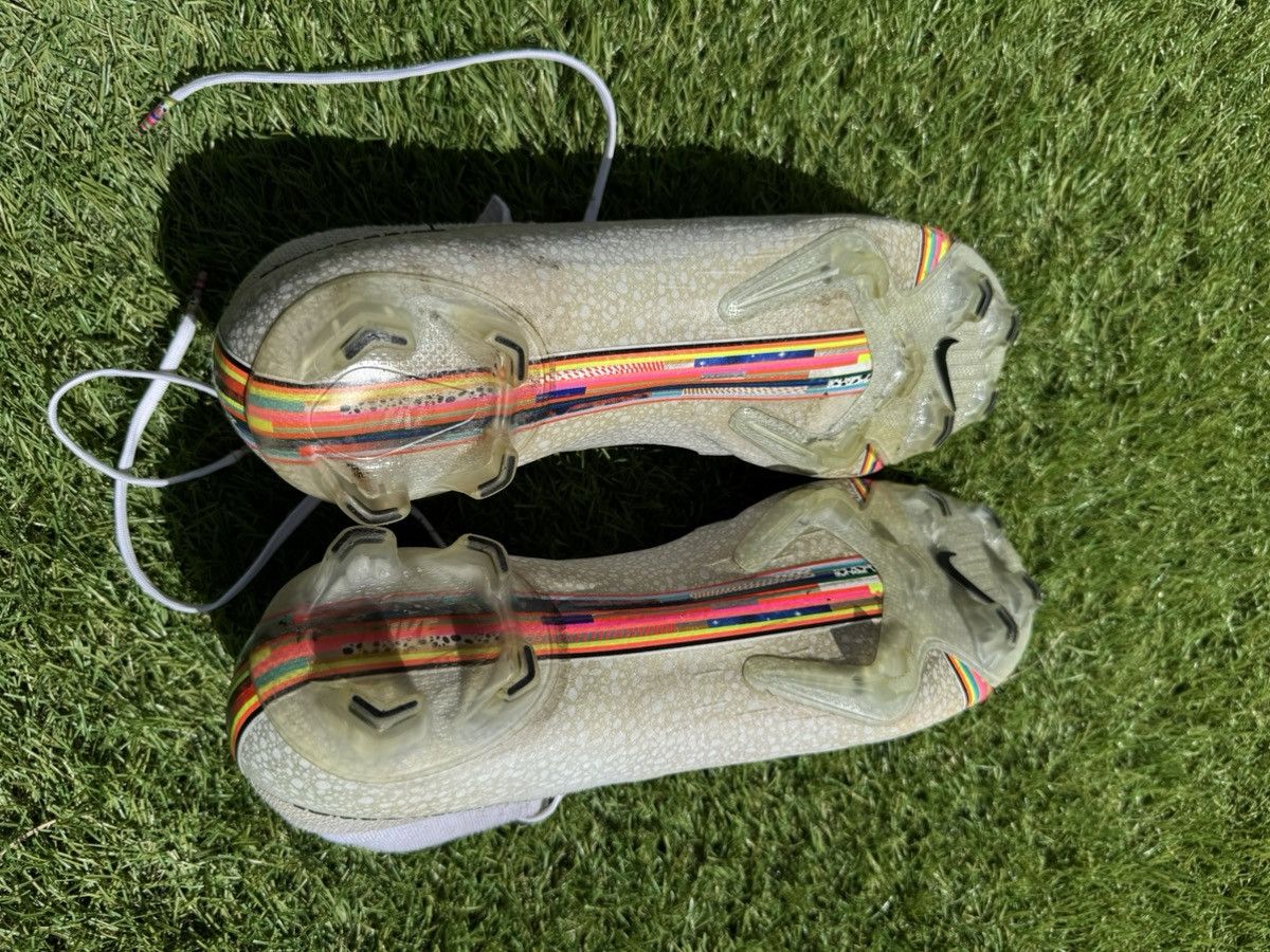 Nike NIKE MERCURIAL SUPERFLY 6 ELITE FG LVLUP-PURE PLATINUM/WHITE Size US 11.5 / EU 44-45 - 5 Thumbnail