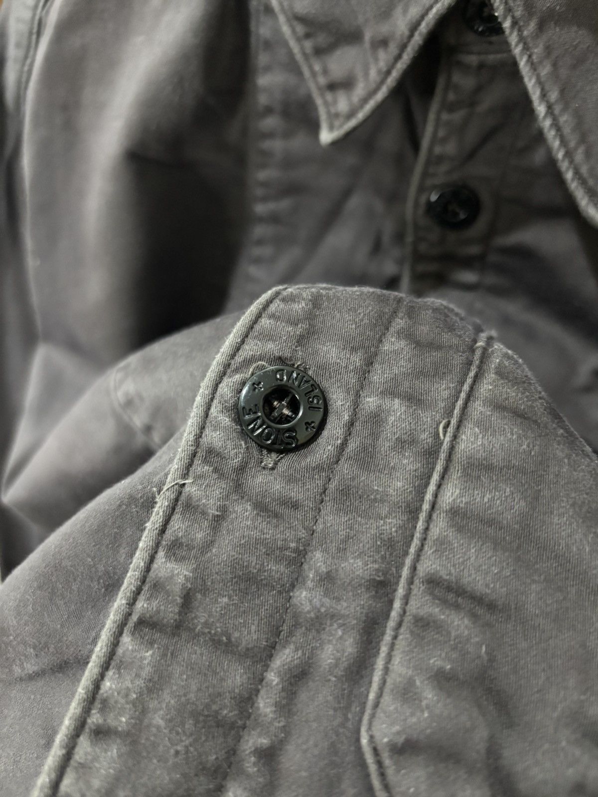 Stone Island Stone Island long-sleeved overshirt Off Black Size US XL / EU 56 / 4 - 3 Thumbnail