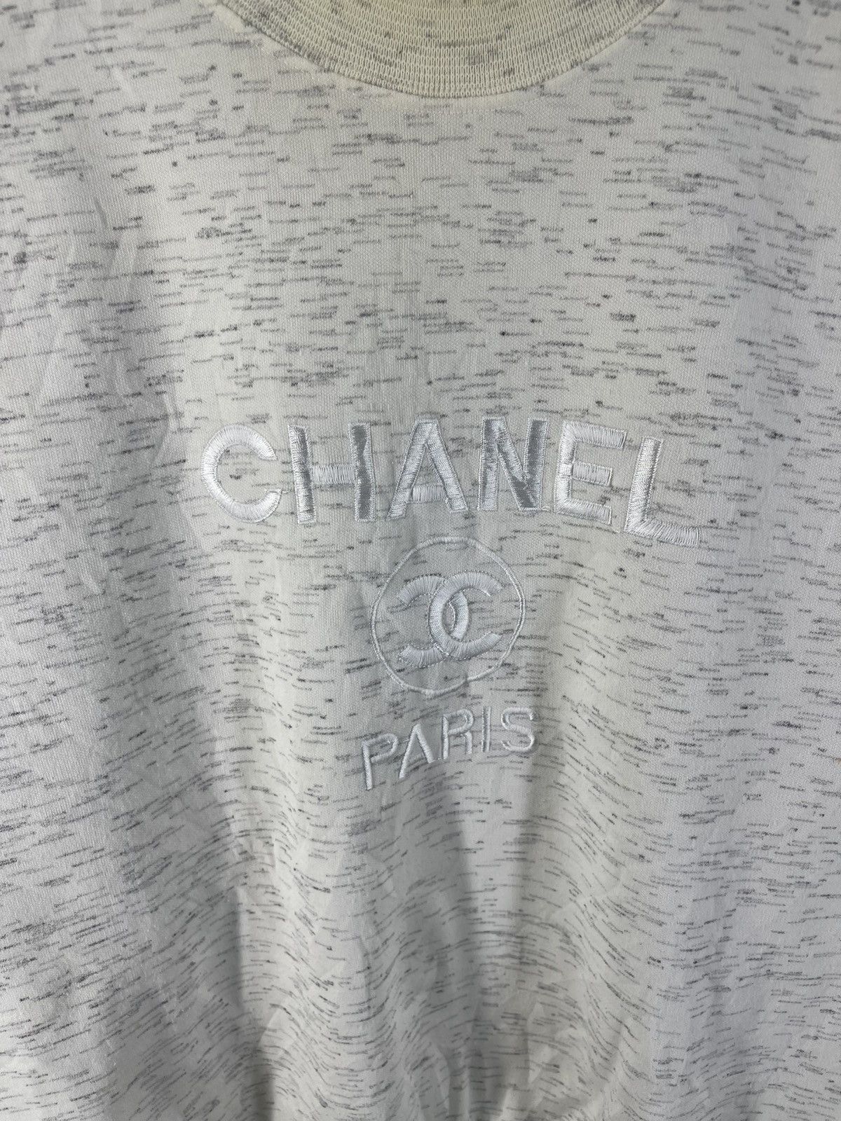 Vintage Vintage Chanel Embroidered Bootleg 90's Grey Sweatshirt Size US M / EU 48-50 / 2 - 5 Thumbnail