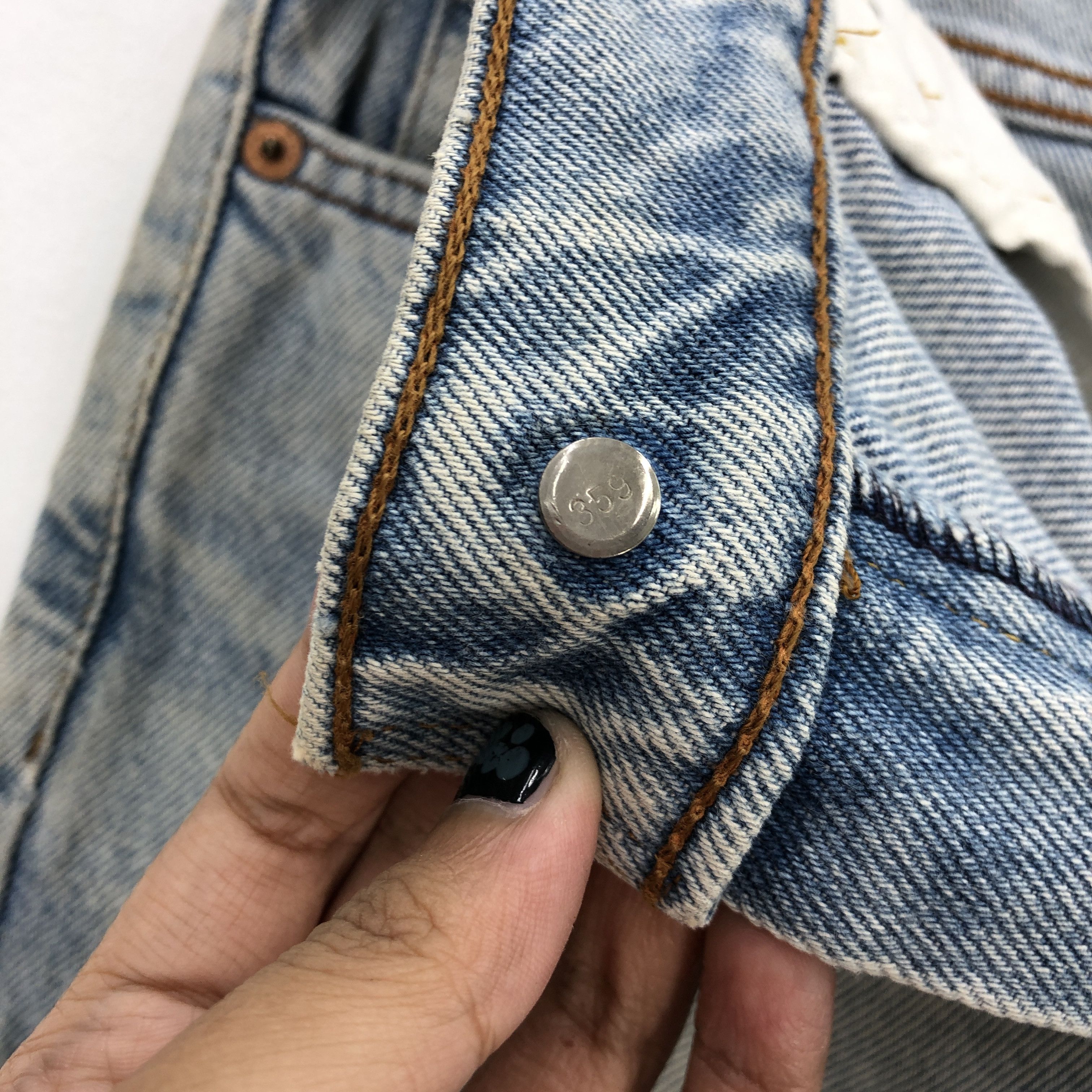 Levi's × Vintage Vintage Levis 518 Light Wash Jeans Levi's Faded Ripped Denim Size US 32 / EU 48 - 6 Thumbnail