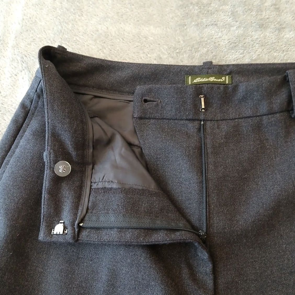 Eddie Bauer Eddie Bauer Dress Pants Womens Size 12 Gray Pockets 30x31 High Rise Straight Inseam 31 Modern Dress Pants Womens Size 34" / US 12 / IT 48 - 5 Thumbnail