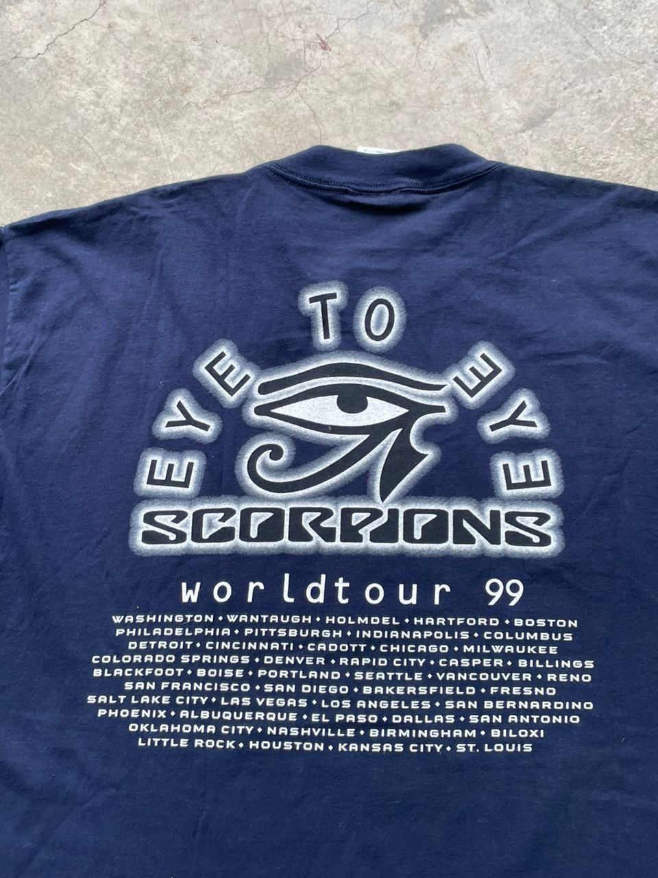 Band Tees Vintage 90s Scorpions Eye To Eye Tour Band Tees Size US XL / EU 56 / 4 - 6 Thumbnail