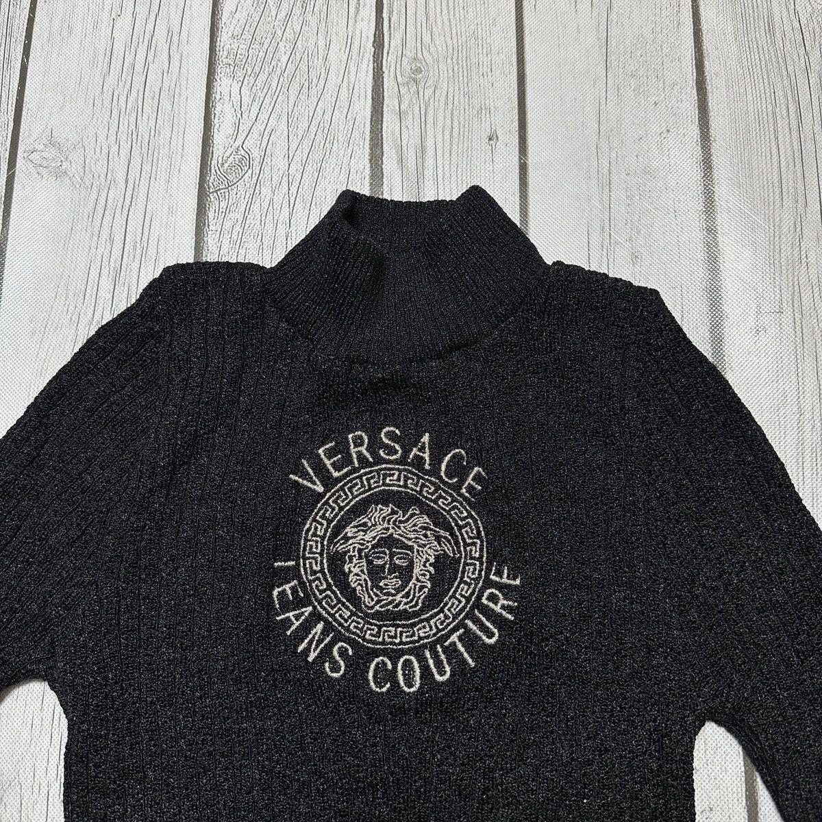 Versace Jeans Couture Vintage Versace Jeans Couture short sleeve sweater Size M / US 6-8 / IT 42-44 - 3 Thumbnail