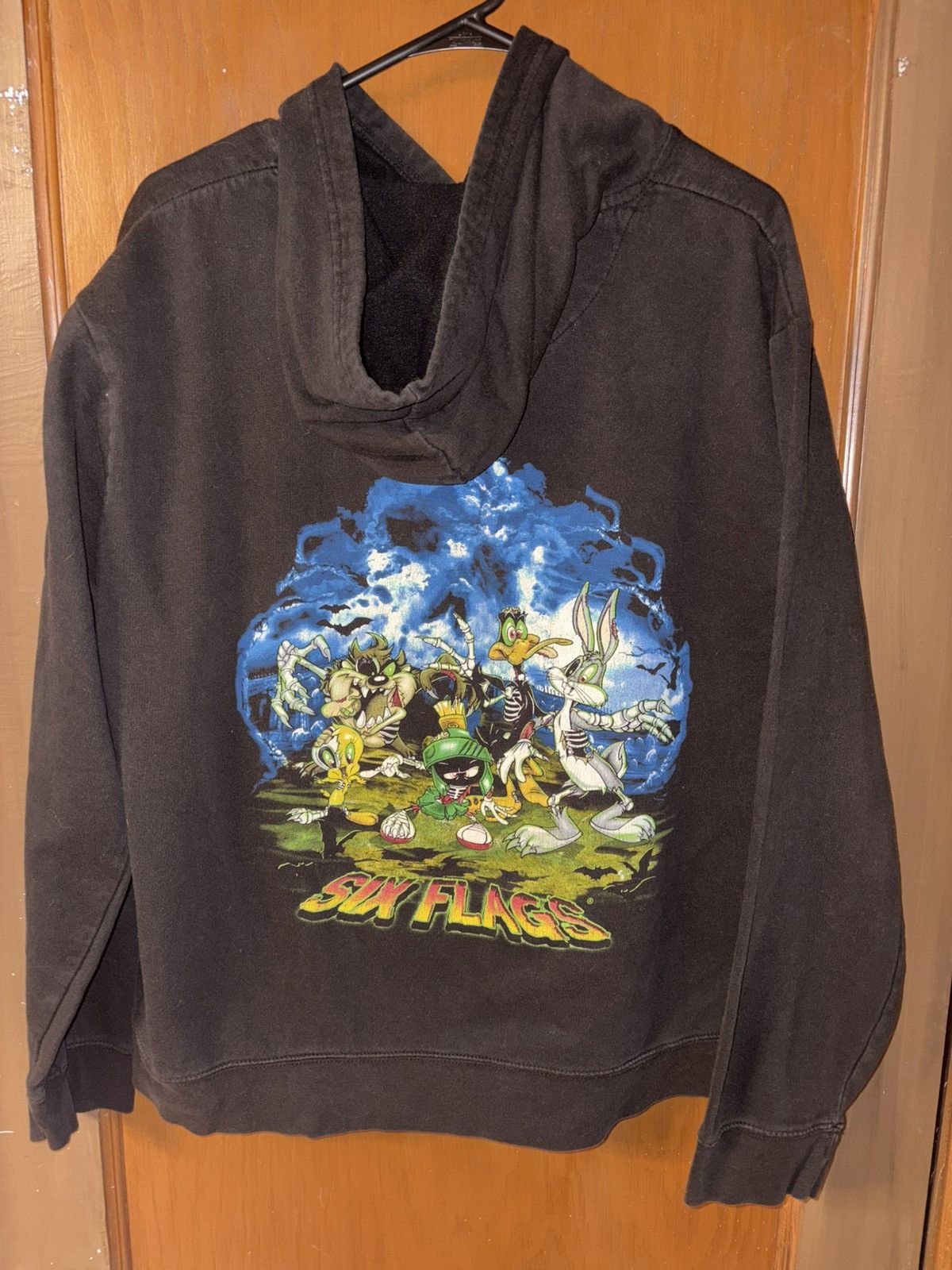 Other Vintage LOONEY TUNES Six Flags Hoodie Size US XL / EU 56 / 4 - 3 Thumbnail