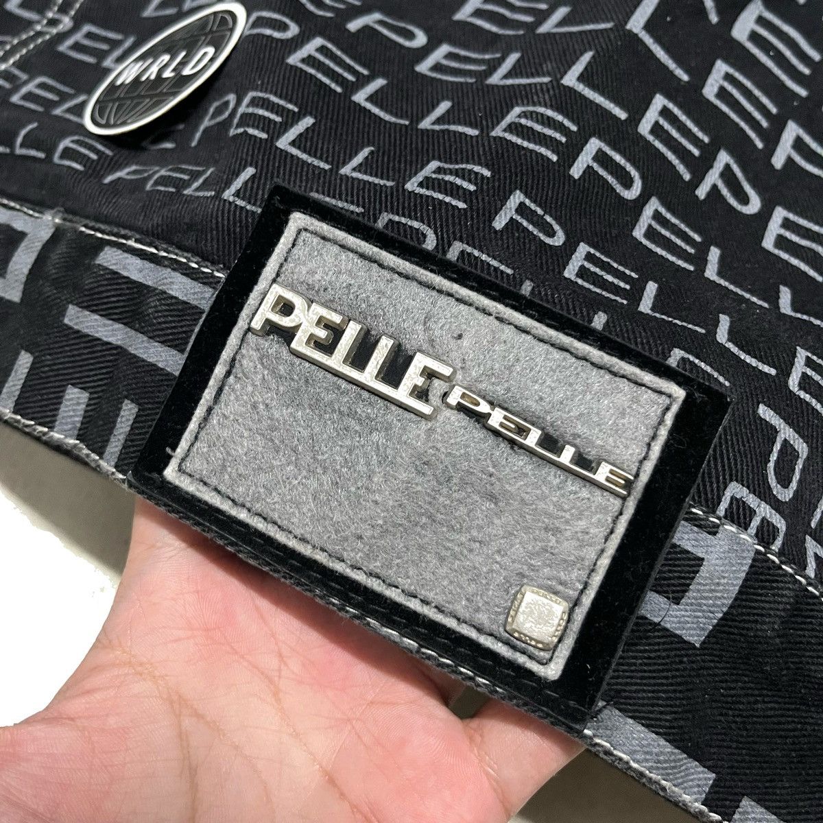 Pelle Pelle 90s Pelle Pelle Monogram Script Full Print Jacket Size US XXL / EU 58 / 5 - 6 Thumbnail
