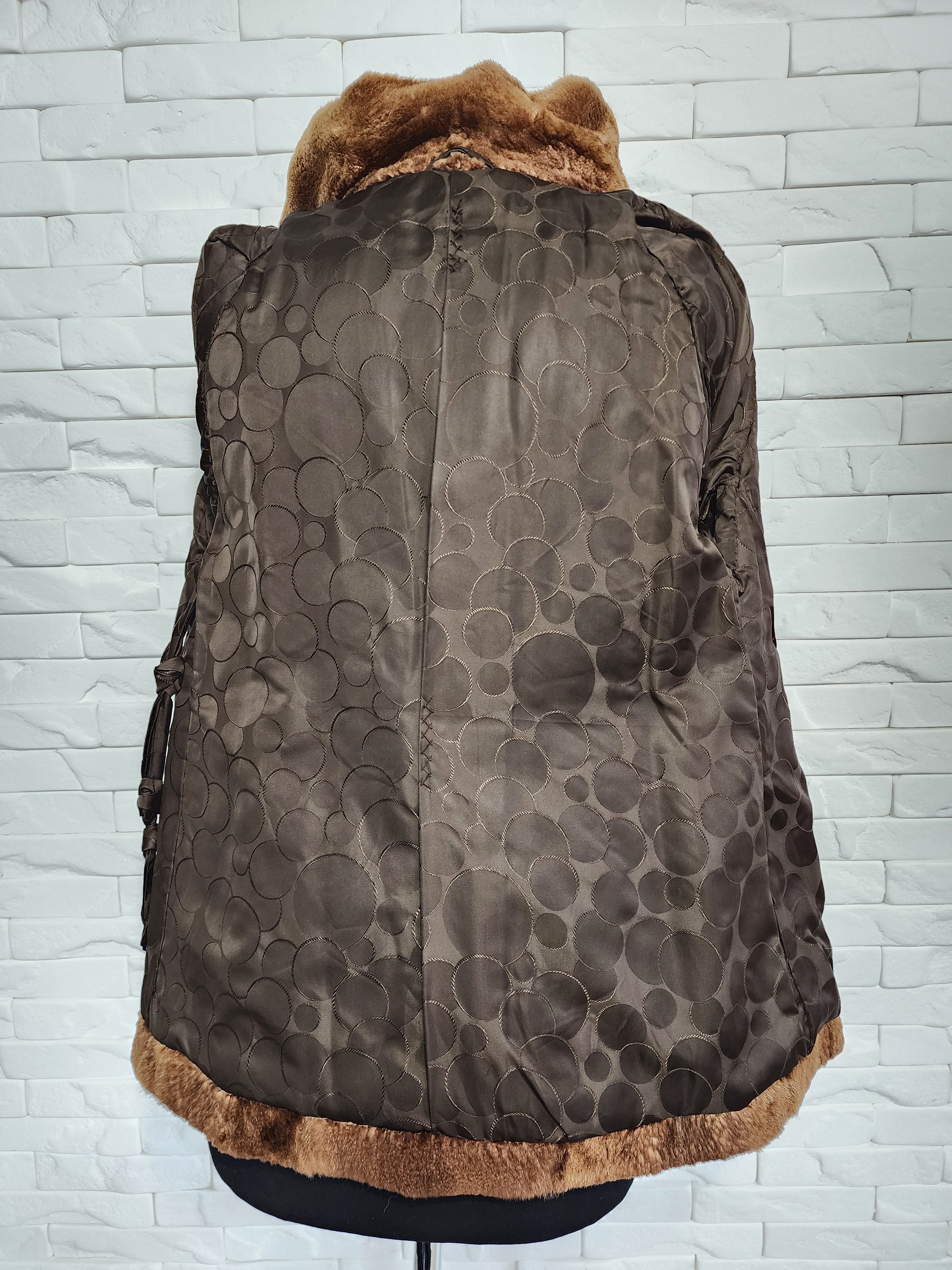 Furla Warm Brown Women's Fur Coat. Size M / US 6-8 / IT 42-44 - 7 Thumbnail