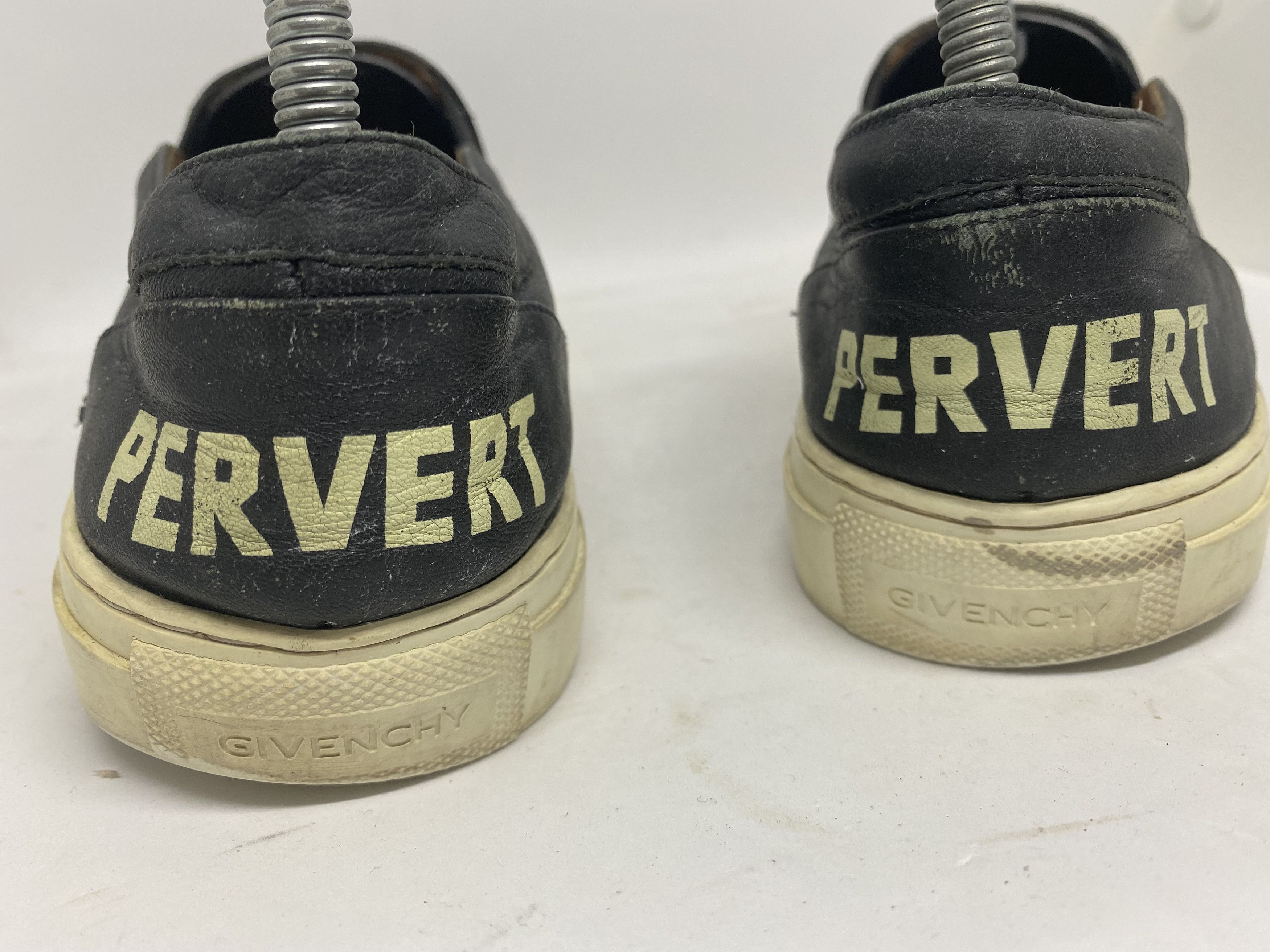 Givenchy pervert 17 slip on sneakers