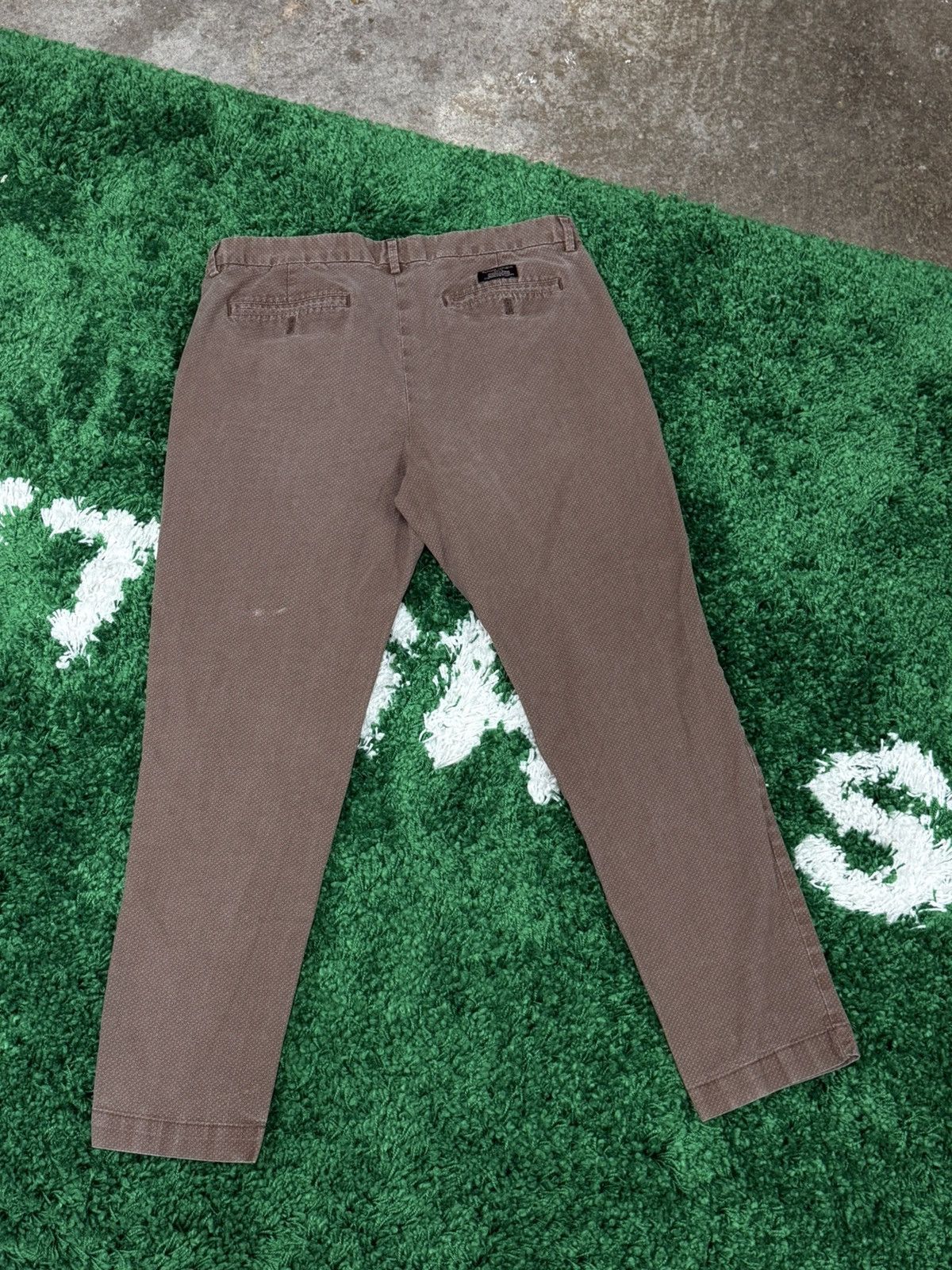 Banana Republic Banana Republic Brown Mason Pattern Chino Pants Sz. 34 x 30 Size US 34 / EU 50 - 7 Thumbnail