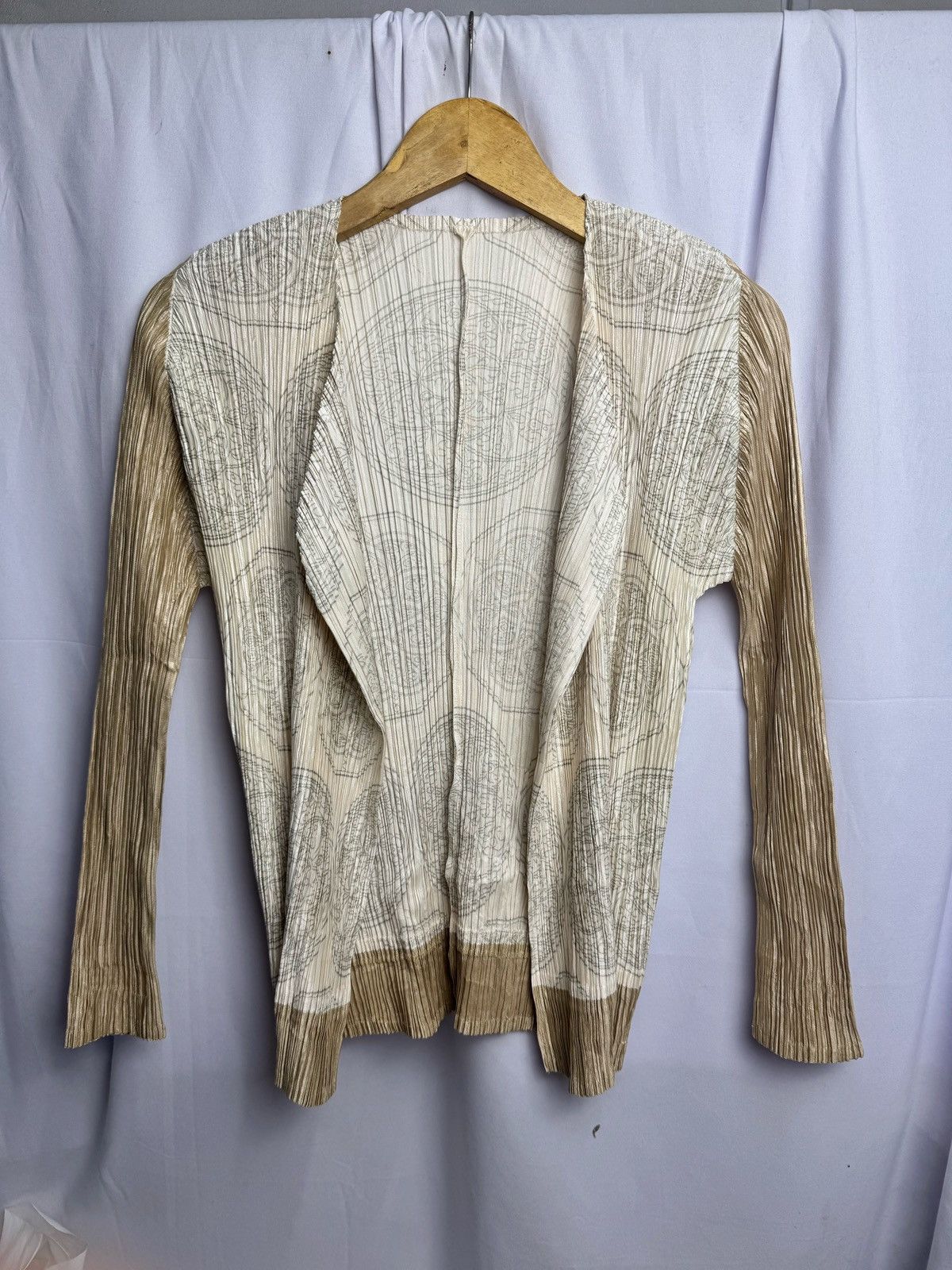 Pleats Please Issey Miyake Pleats Please Issey Miyake Cardigan Long Sleeve Size M / US 6-8 / IT 42-44 - 2 Thumbnail