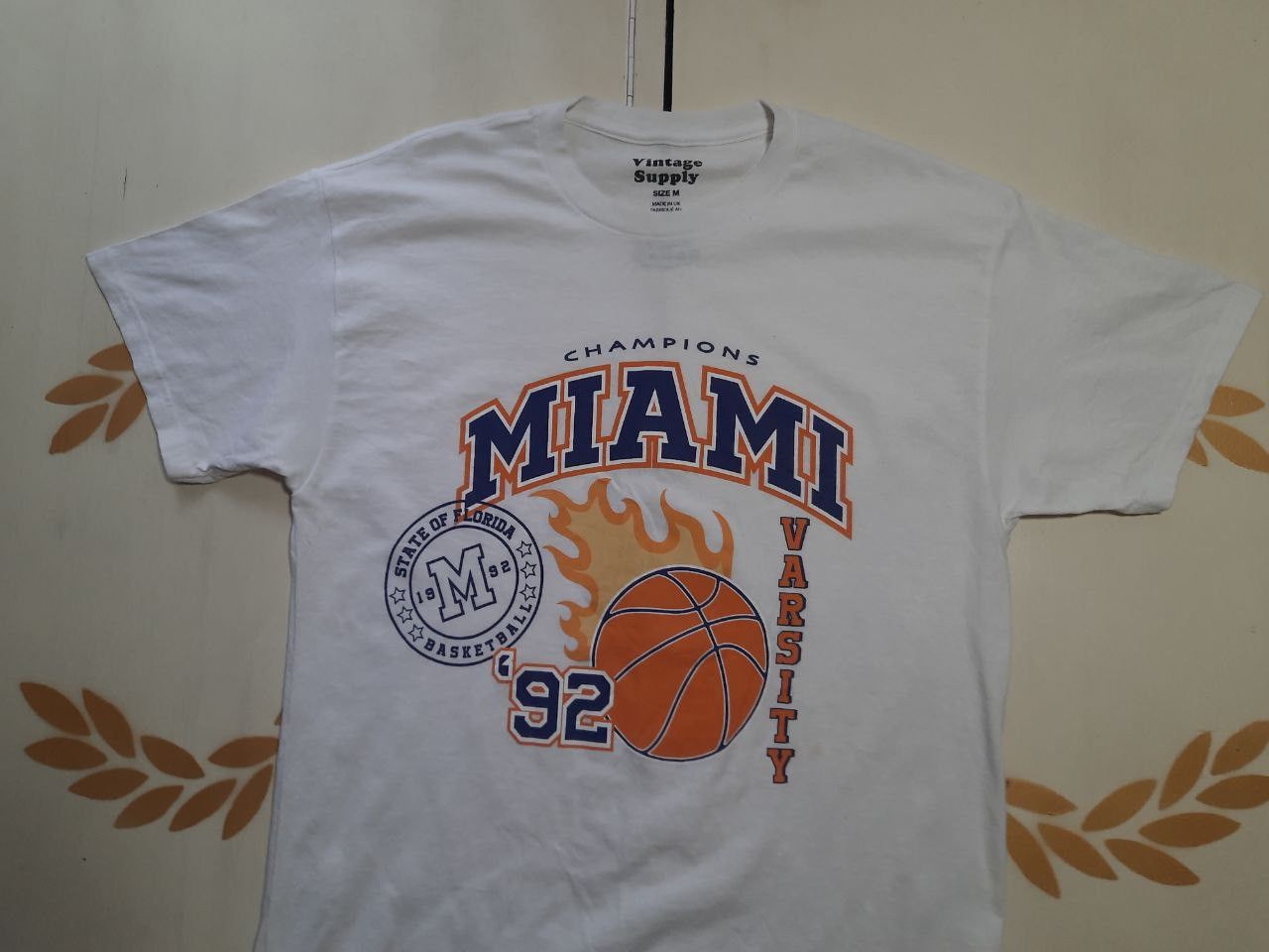 NBA × Vintage Vintage Supply MIAMI VARSITY T-Shirt Big logo Size US M / EU 48-50 / 2 - 3 Thumbnail