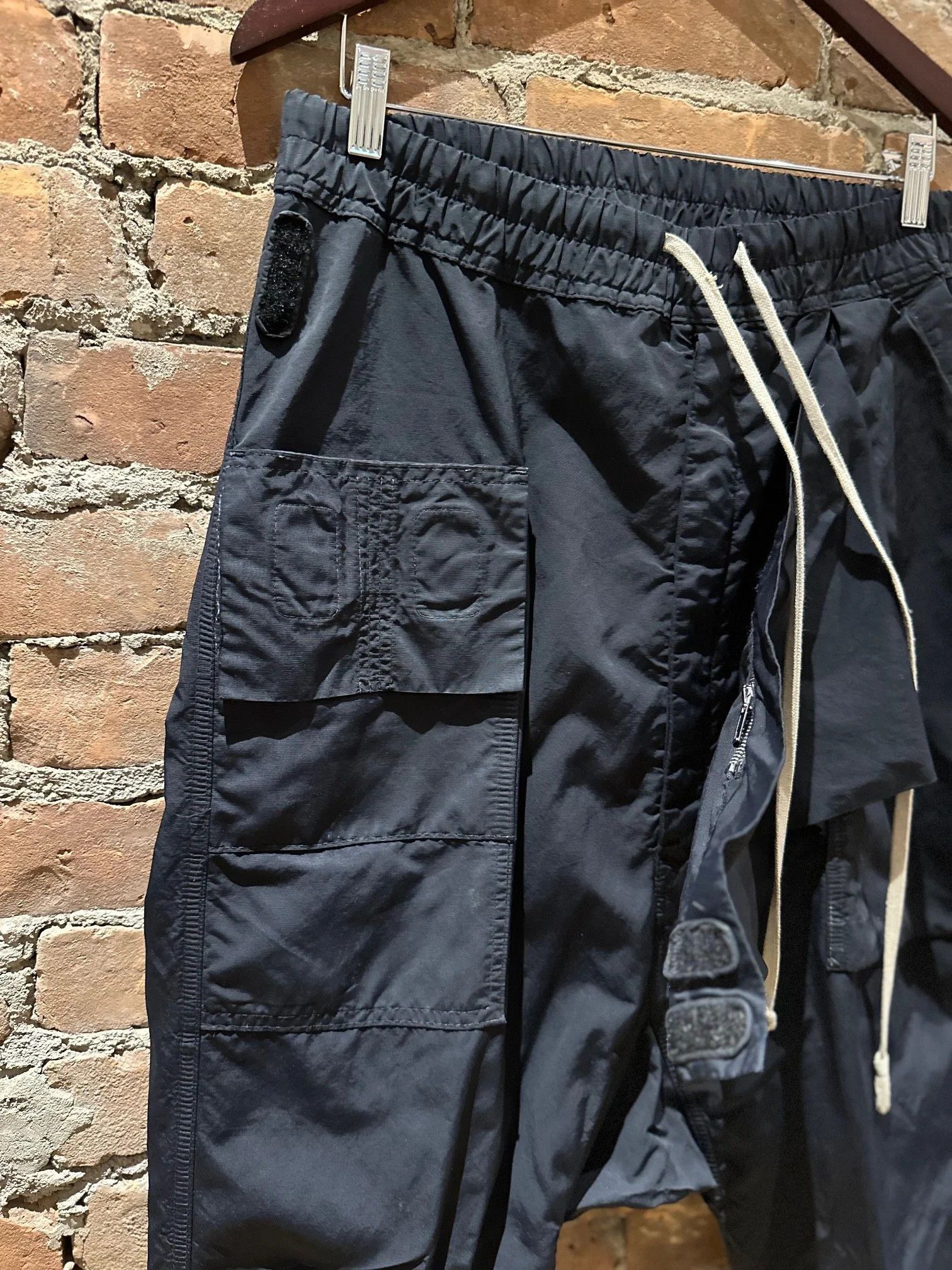 Rick Owens Drkshdw Rick Owens DRKSHDW Drop-Crotch Cargo Pod Pants Size US 32 / EU 48 - 4 Thumbnail