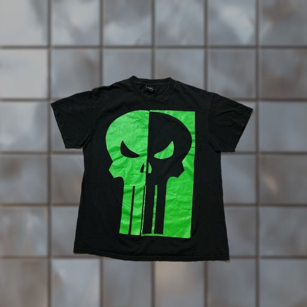 Vintage VINTAGE Marvel Comics Mad Engine The Punisher Skull Graphic Black S/S T-Shirt M Mens Size US M / EU 48-50 / 2 - 1 Thumbnail