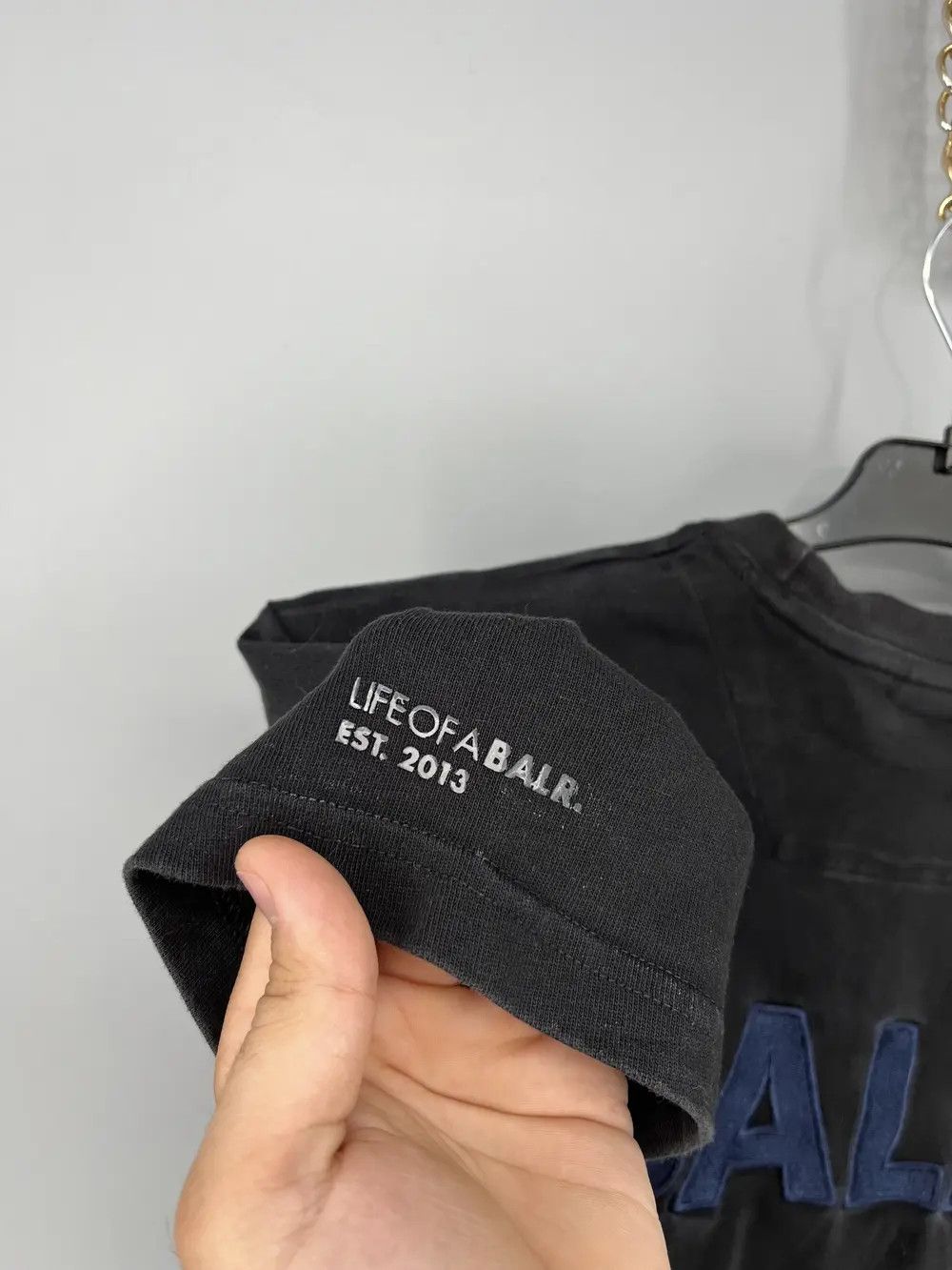 Japanese Brand Vintage BALR Fit Tee Big Logo Streetwear Style Size US S / EU 44-46 / 1 - 11 Thumbnail