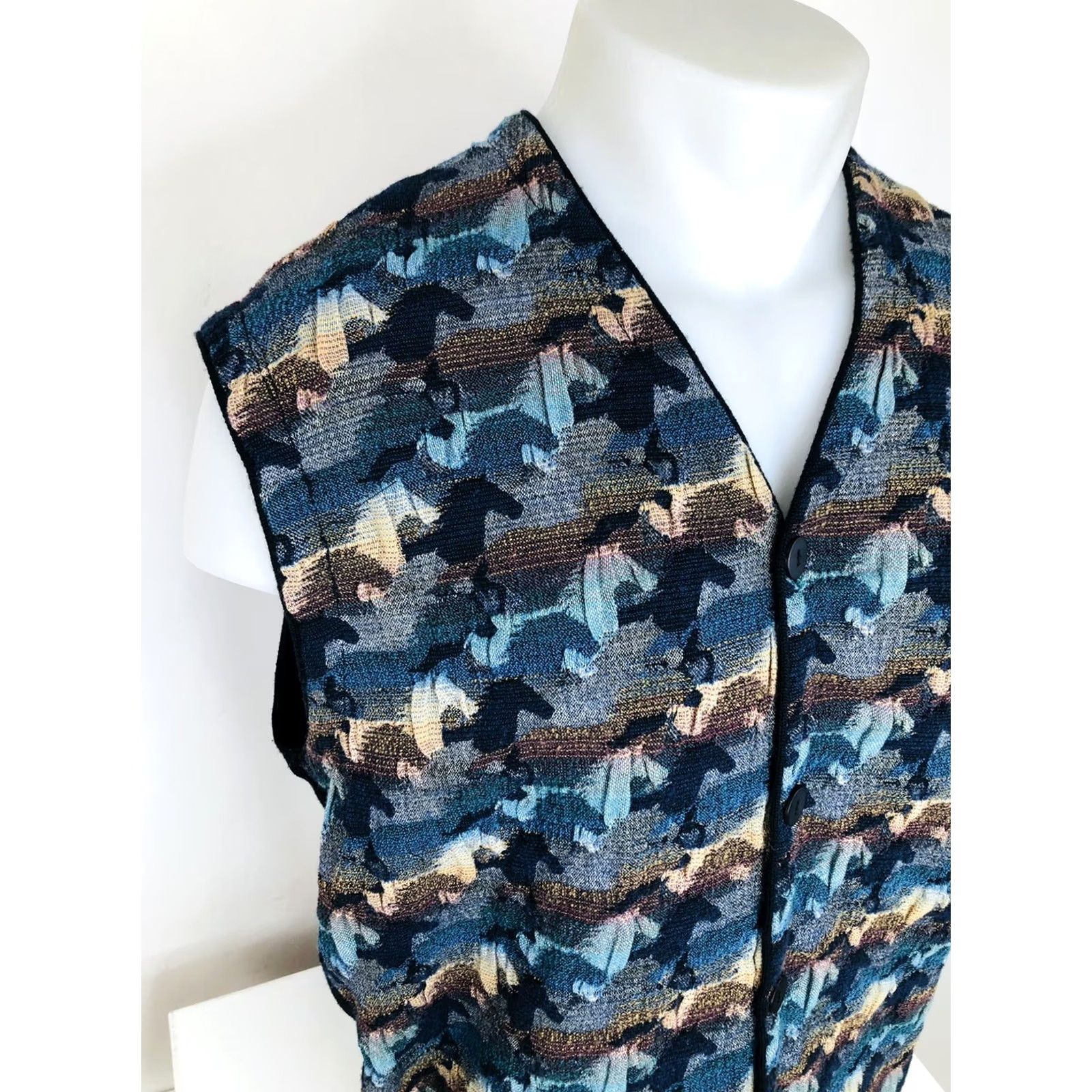 Neiman Marcus Neiman Marcus Wool Blend Horse Racing Equestrian Sweater Vest M Multicolor Mens Size US M / EU 48-50 / 2 - 3 Thumbnail