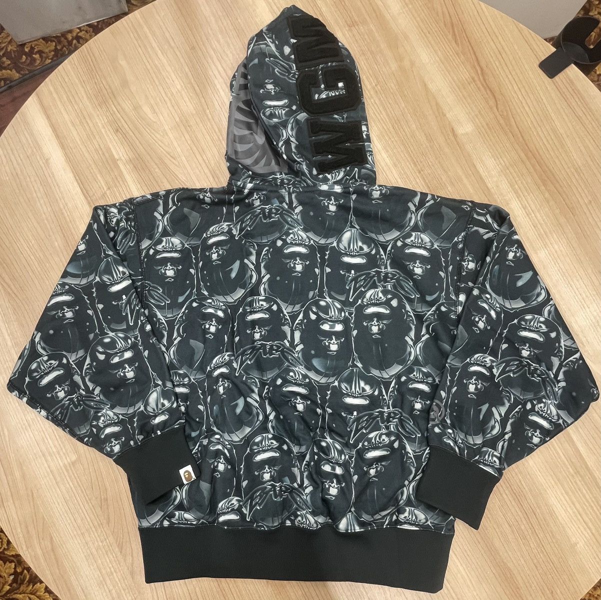 Bape BAPE APE HEAD GRAFFITI SHARK FULL ZIP HOODIE Size US S / EU 44-46 / 1 - 2 Thumbnail