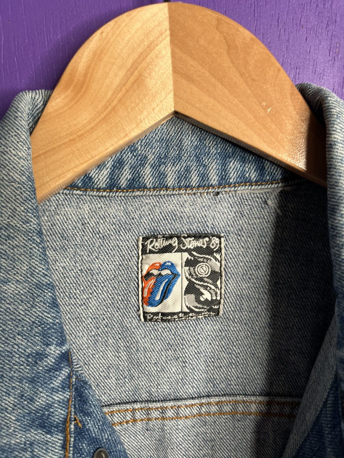 The Rolling Stones × Vintage Vintage 1989 Rolling Stones flag patch denim jacket Size US M / EU 48-50 / 2 - 4 Thumbnail