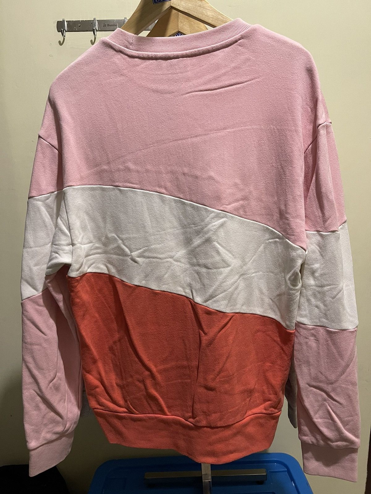 Fila FILA Colorblock Crewneck Sweatshirt - Pink/White/Coral Size US M / EU 48-50 / 2 - 3 Thumbnail