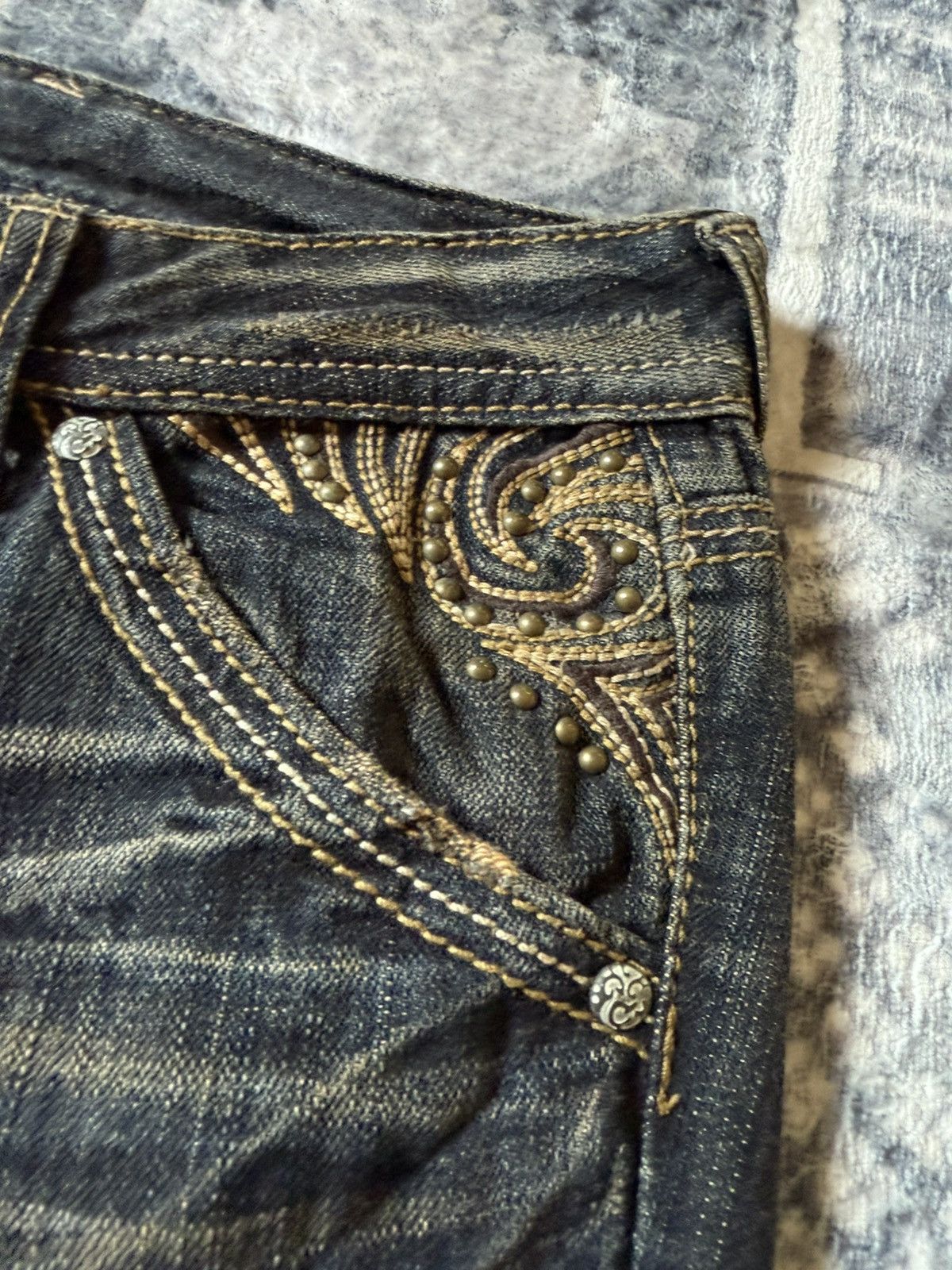 Tornado Mart Cecil McBee Mud Wash Studded Tribal Flare Jeans Size US 27 - 13 Thumbnail