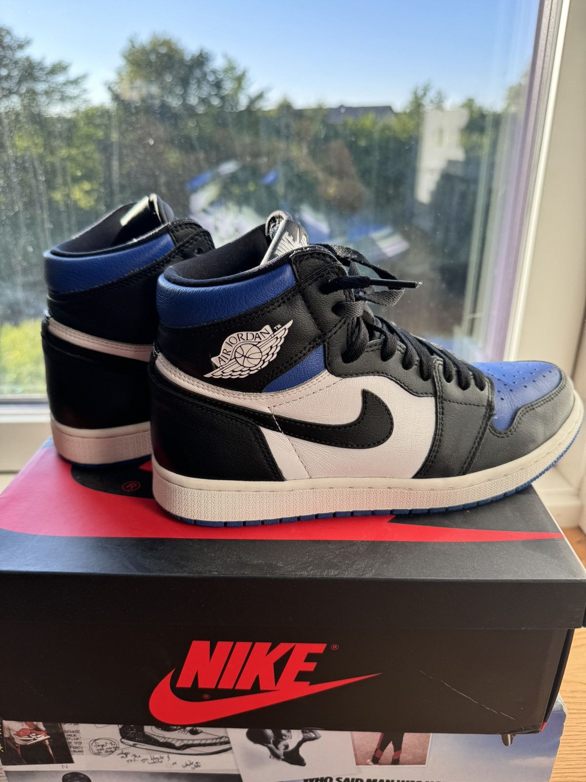 Jordan Brand × Nike Nike air Jordan 1, royal toe, US9 Size US 9 / EU 42 - 1 Thumbnail