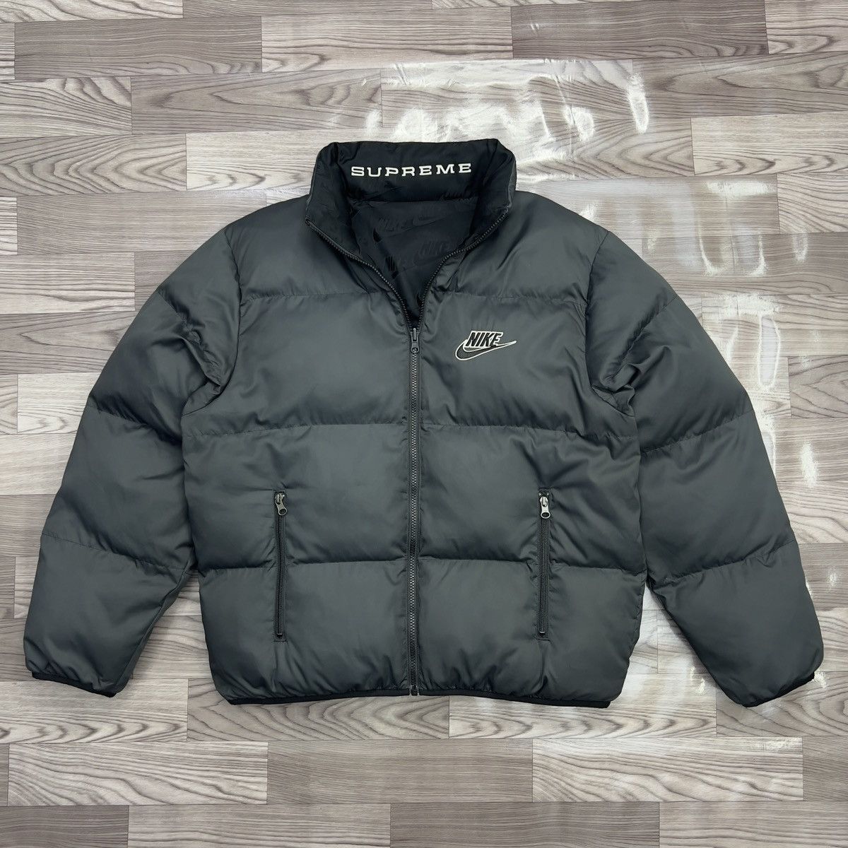 Nike × Supreme Nike x Supreme Reversible Puffer Jacket Size US M / EU 48-50 / 2 - 2 Thumbnail