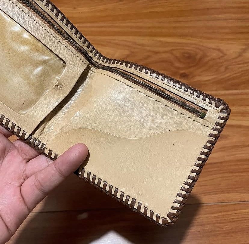 Vintage Vintage 1990s Handcrafted Leather Tan Wallet Mason Size ONE SIZE - 3 Thumbnail