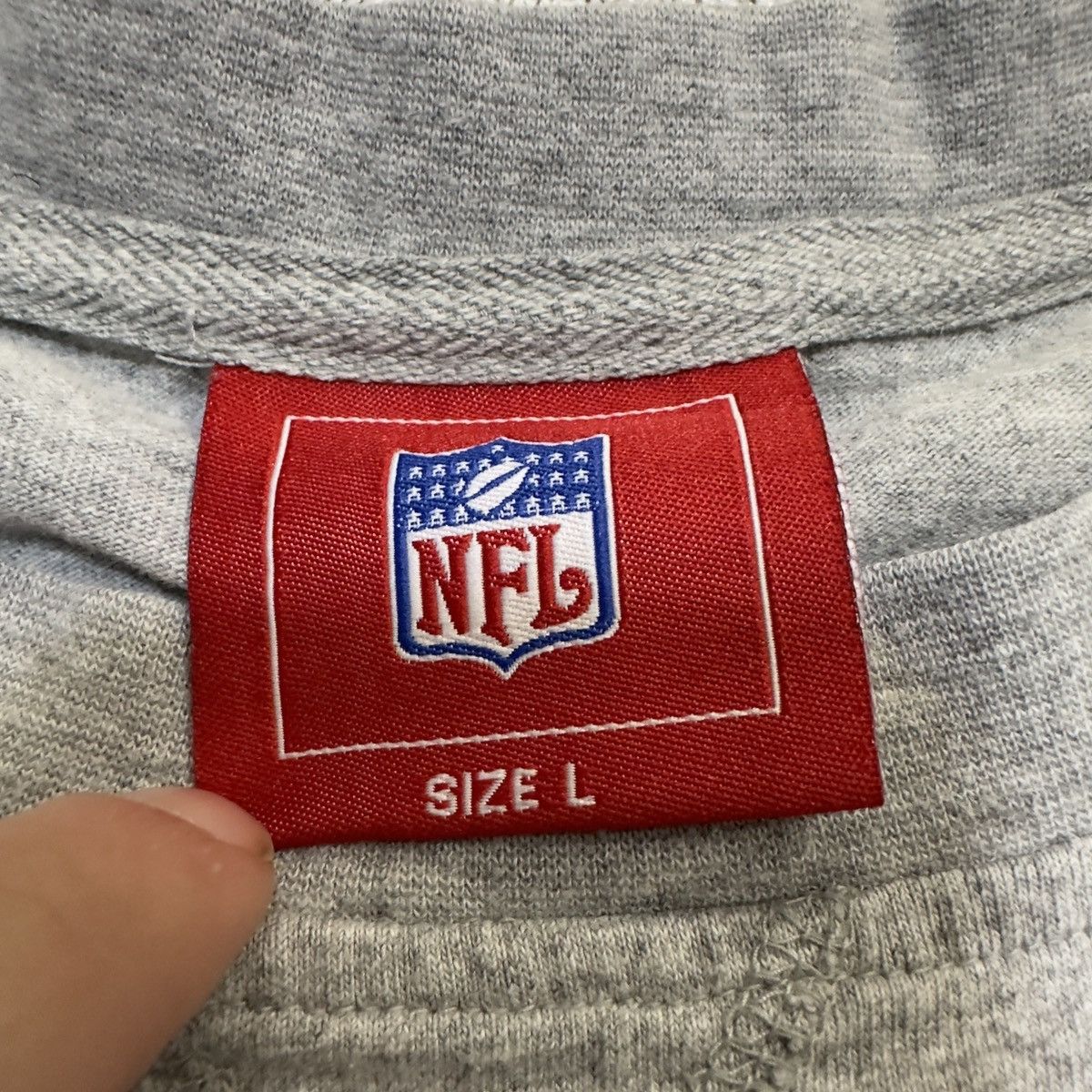 NFL × Vintage Vintage Tampa Bay Buccaneers tee Size US L / EU 52-54 / 3 - 4 Thumbnail