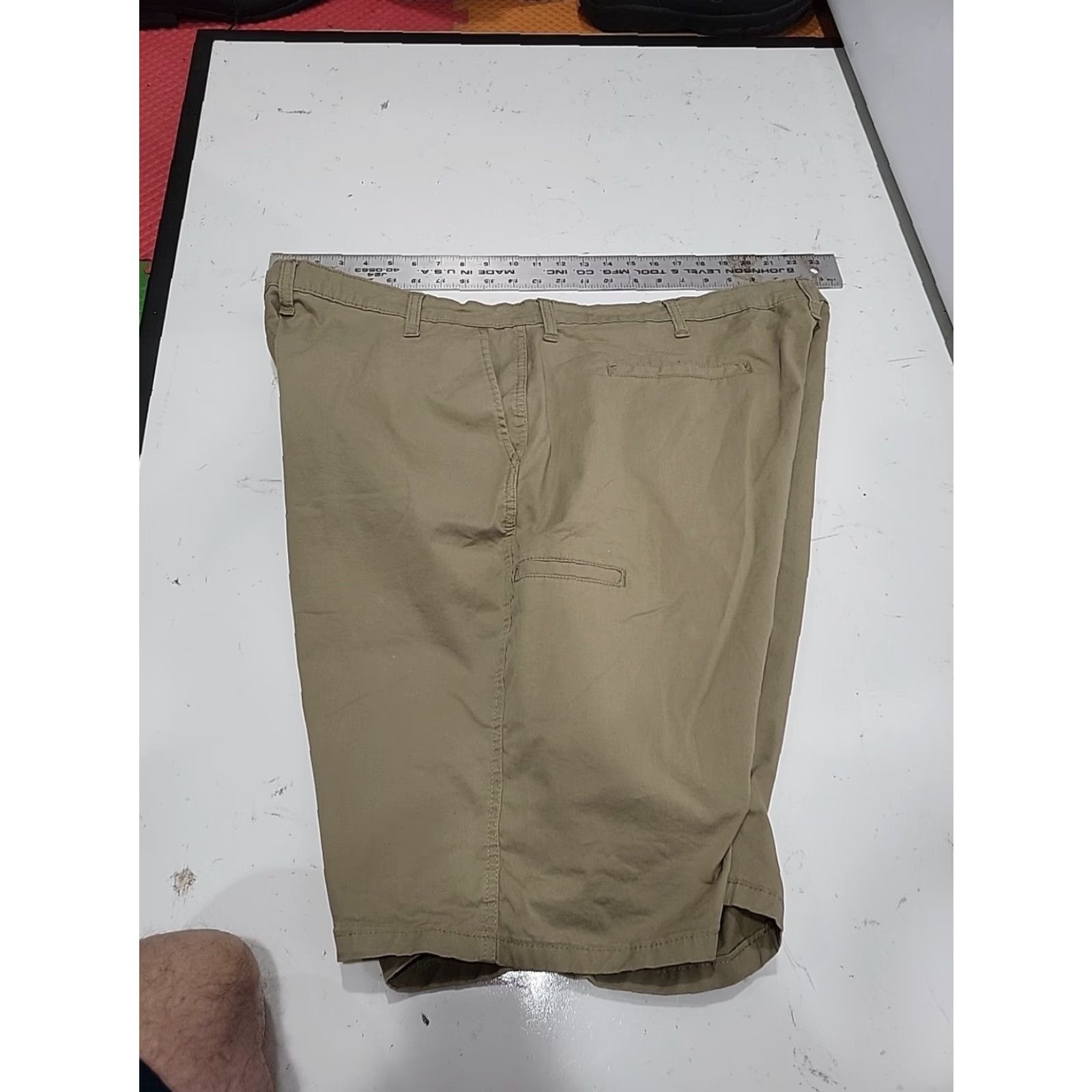 Wrangler VINTAGE Wrangler Chinos Shorts 46" EUC Khaki Brown Men 46 Chino - M3 Mens Size US 30 / EU 46 - 4 Thumbnail