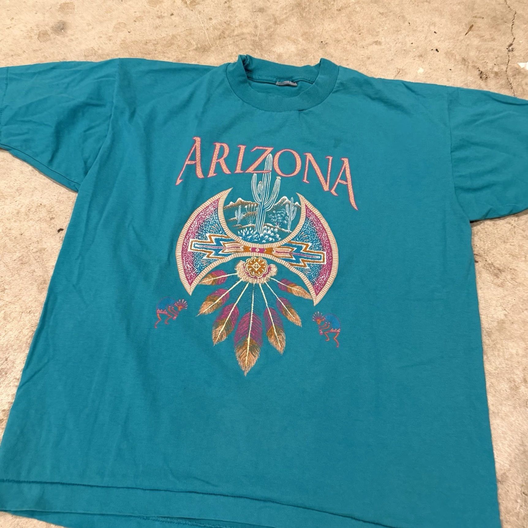 Vintage VINTAGE Arizona Tribal Feathers Mens XL Blue Single Stitch T-Shirt Size US XL / EU 56 / 4 - 5 Thumbnail
