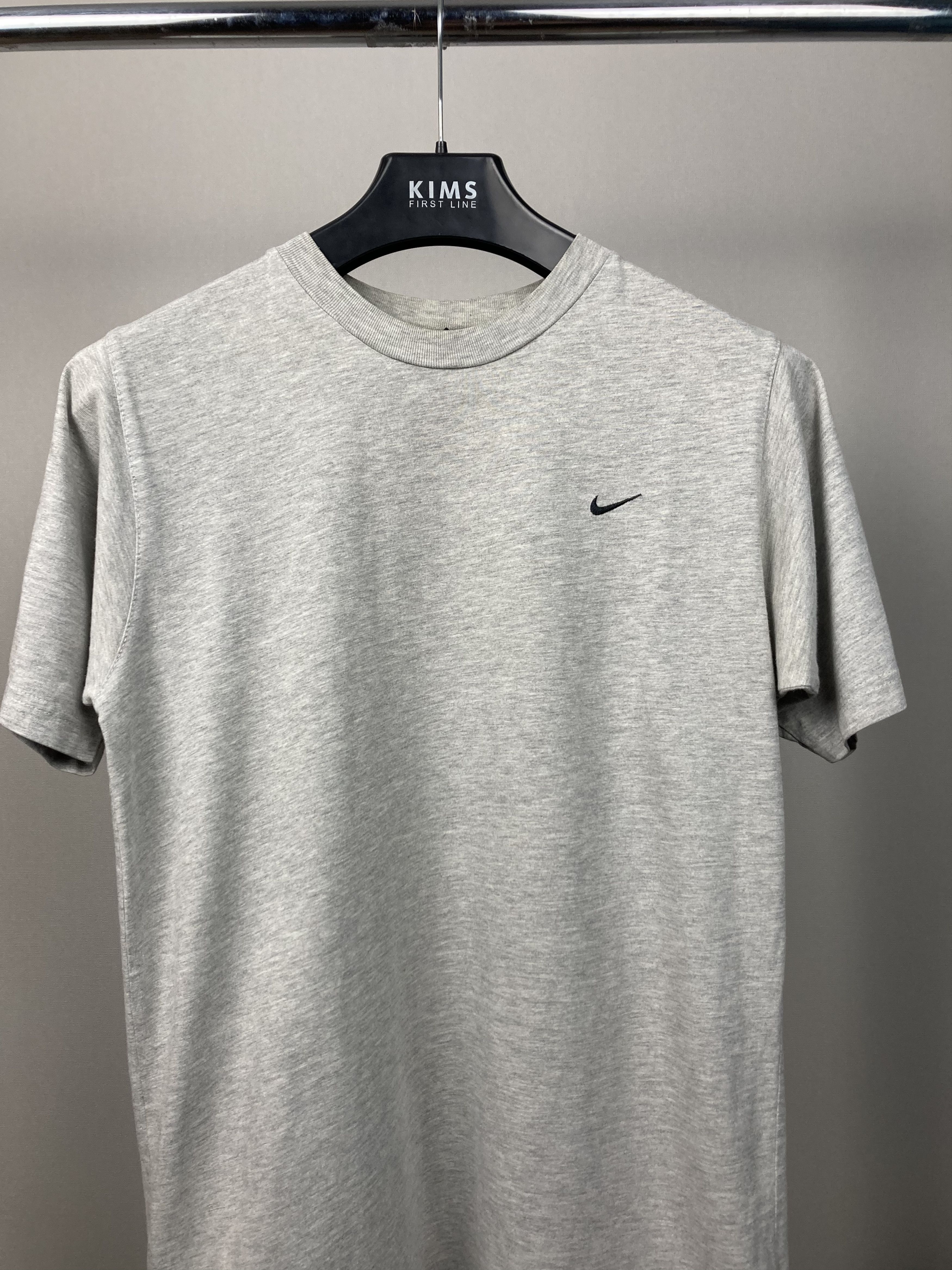 Nike VTG Nike Embroidered Swoosh Logo Gray Crewneck USA Vintage Size US S / EU 44-46 / 1 - 2 Thumbnail
