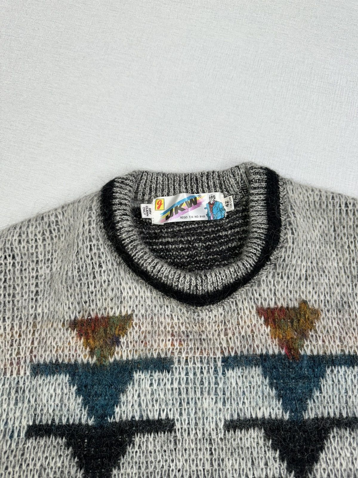 Vintage Men’s Vintage JKW Wool Abstract Sweater size 42 Size US L / EU 52-54 / 3 - 3 Thumbnail