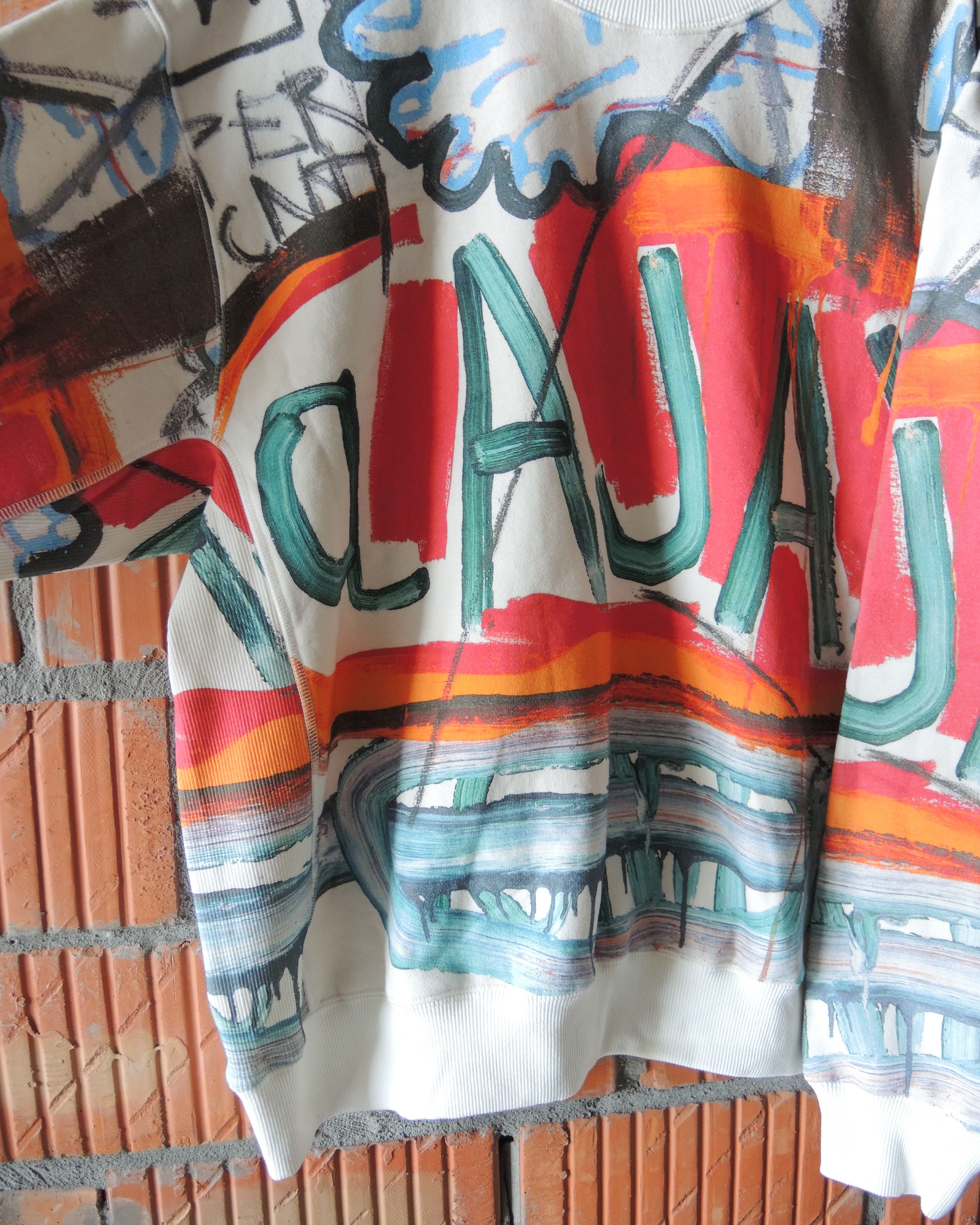 H&M × Jean-Michel Basquiat × Who Decides War WHO DECIDES WAR x BASQUIAT x H&M PRINTED SWEATSHIRT Size US S / EU 44-46 / 1 - 7 Thumbnail