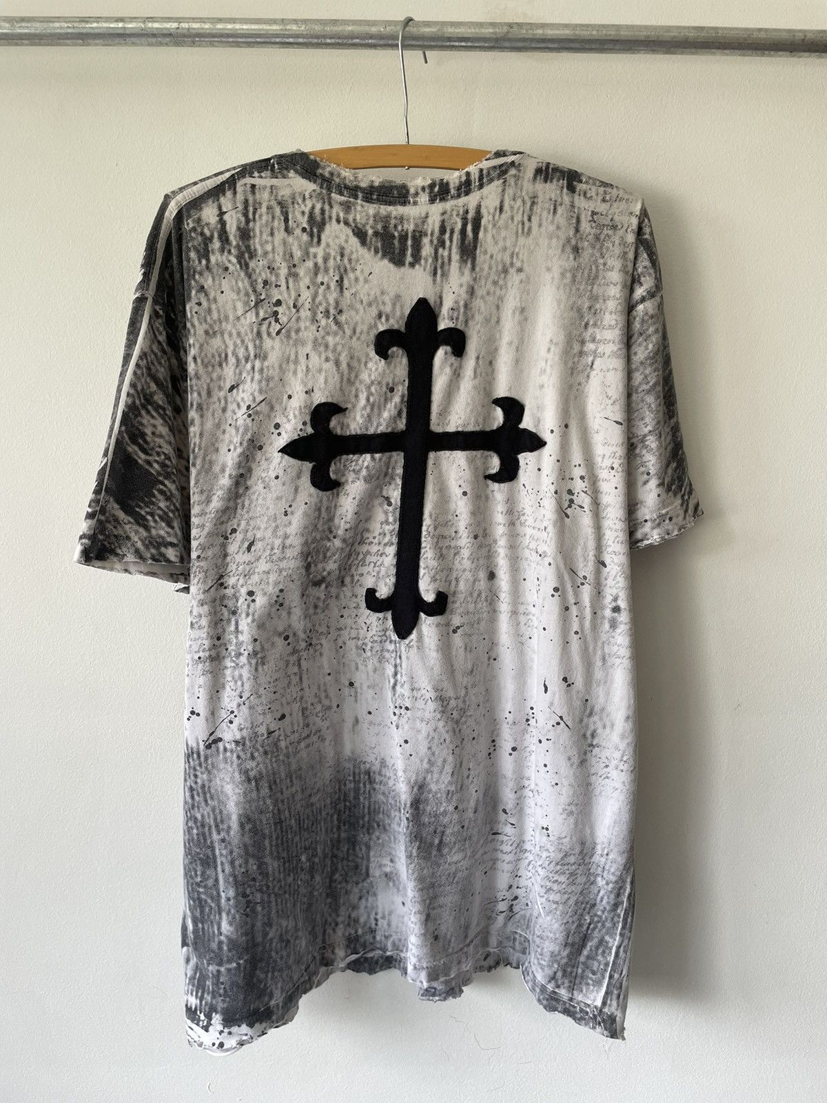 Vintage CRAZY Y2K Affliction Cross Skull Graphic tee Size US XXL / EU 58 / 5 - 11 Thumbnail