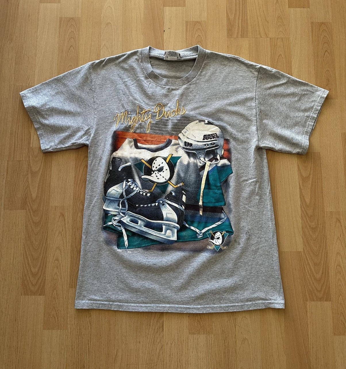 NHL × Nutmeg × Vintage Vintage 90s Nutmeg Disney Mighty Ducks NHL Hockey Tee 1995 Size US L / EU 52-54 / 3 - 1 Thumbnail