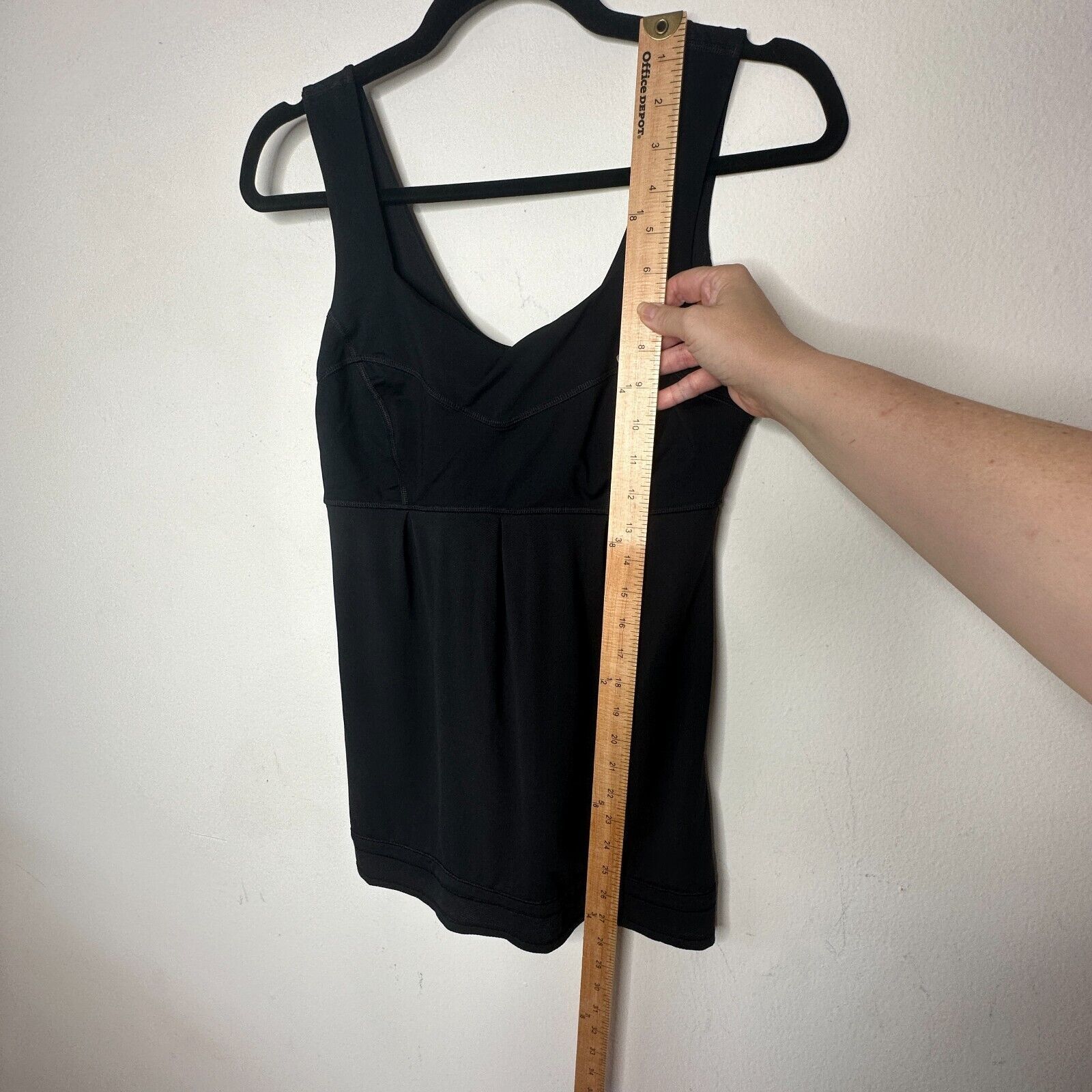 Lululemon Lululemon Black Run Tame Me Tank Top Cinch Bottom Fitted 6 Size M / US 6-8 / IT 42-44 - 9 Thumbnail
