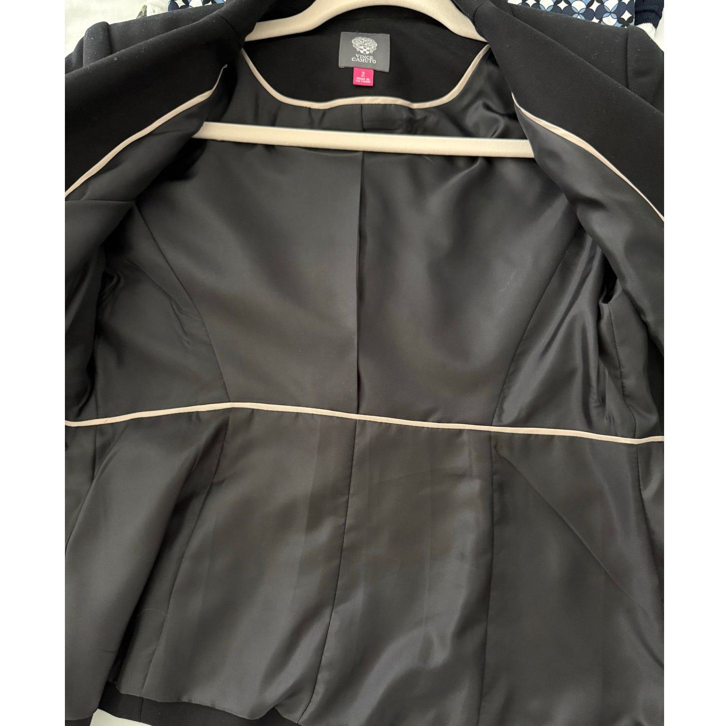Vince Camuto Vince Camuto Black Gold Button Blazer, Size 2 Size XS / US 0-2 / IT 36-38 - 6 Thumbnail