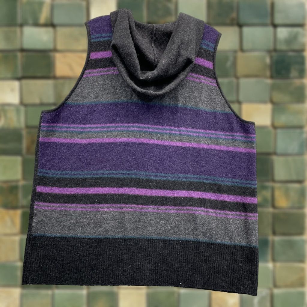 Coldwater Creek Cold Water Creek Sweater Vest Women 1X Hood 100% Wool Academia Preppy Cabin Gorp Size XL / US 12-14 / IT 48-50 - 1 Thumbnail