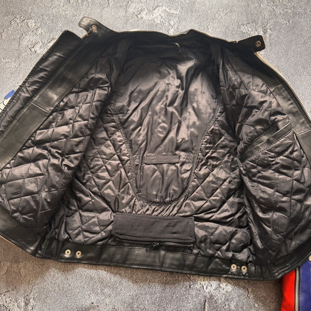 Genuine Leather 🔥 Vintage SUZUKI racing leather motorcycle jacket Size US L / EU 52-54 / 3 - 8 Thumbnail
