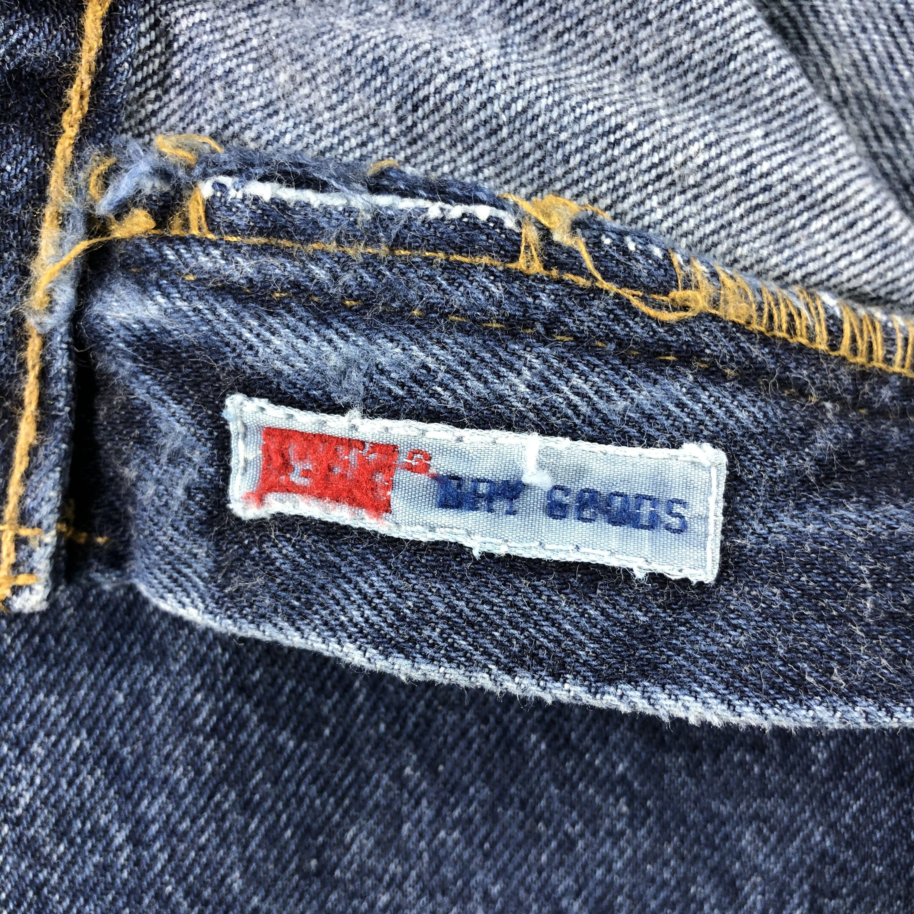 Levi's Vintage Blue Wash Levis 505 Baggy Jeans-J2517 Size US 36 / EU 52 - 10 Thumbnail