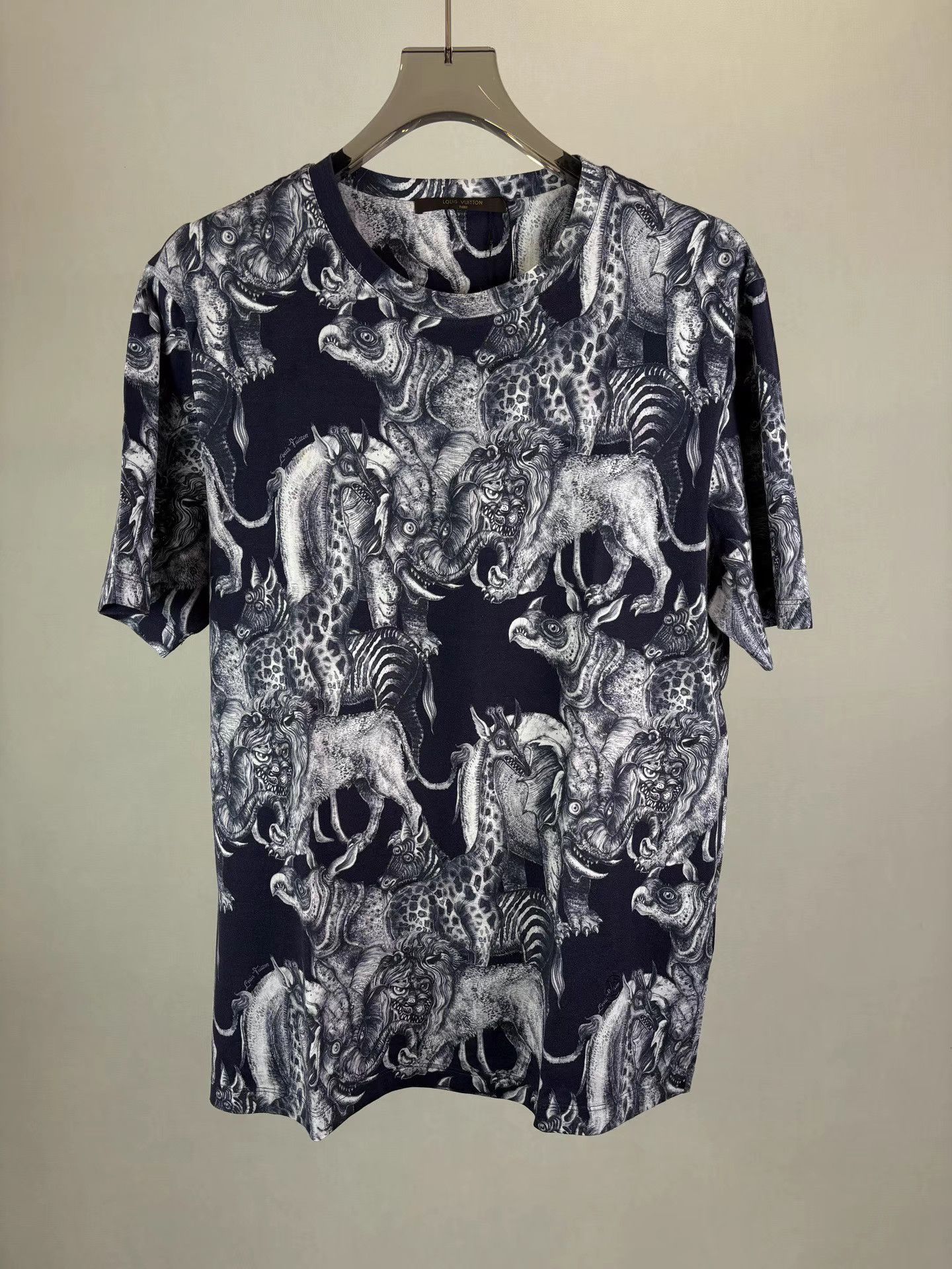 Louis Vuitton LOUIS VUITTON Zoo Short Sleeve K1 Size US XXL / EU 58 / 5 - 1 Thumbnail