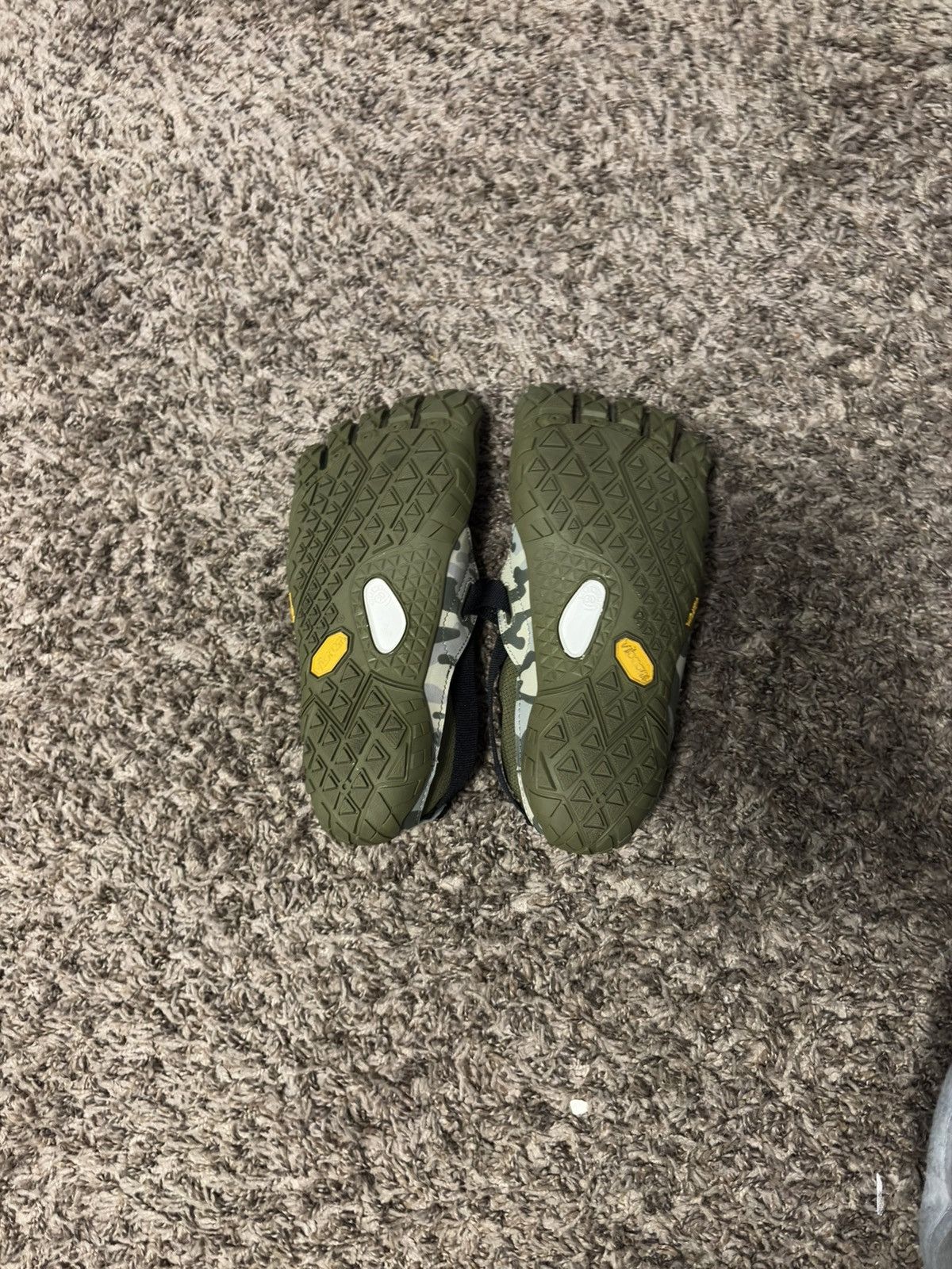 Vibram Vibram footwear Size US 8 / EU 41 - 2 Thumbnail